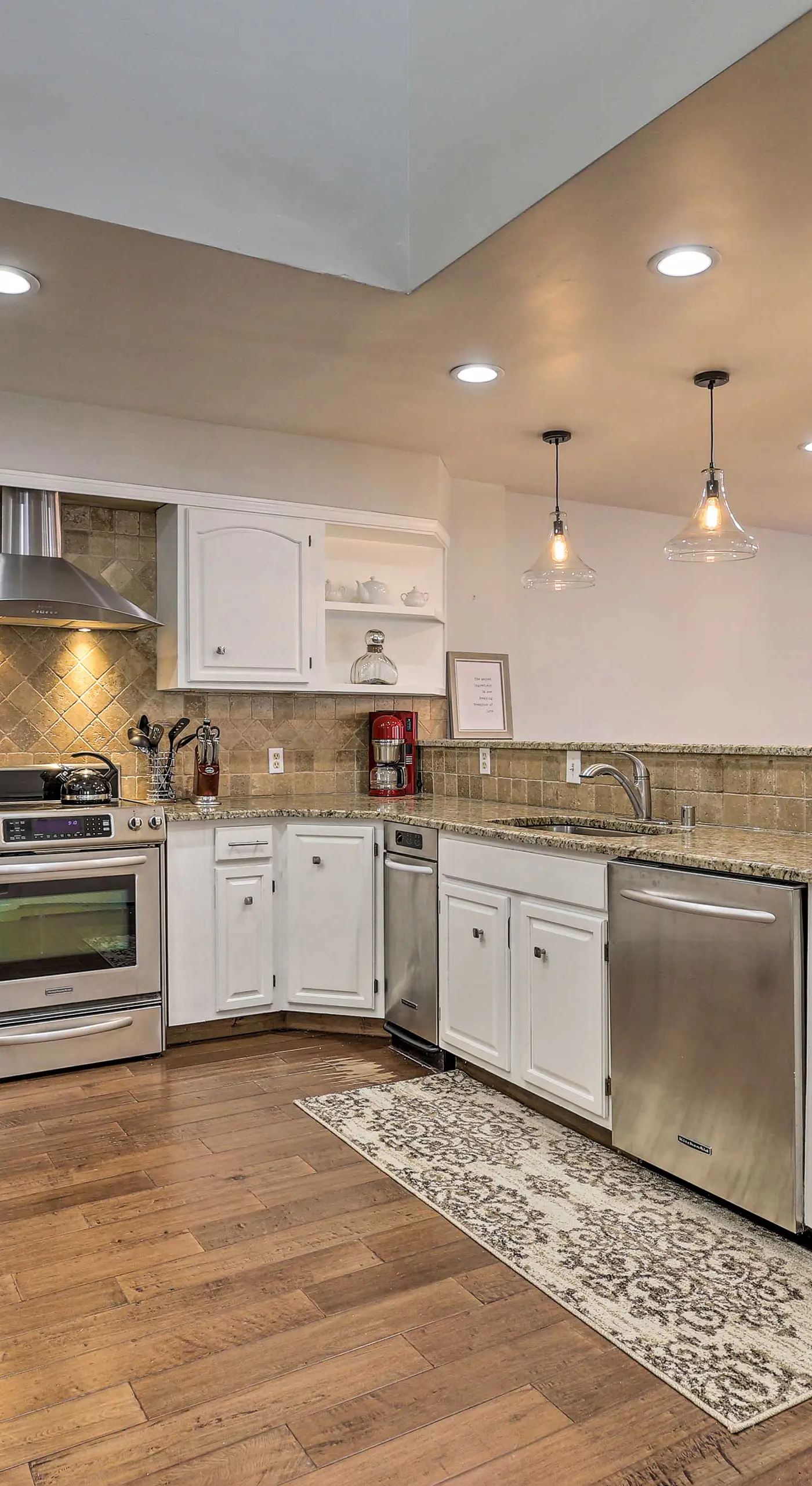 Avon Duplex w/ Hot Tub: Near Vail Hiking & Golf!