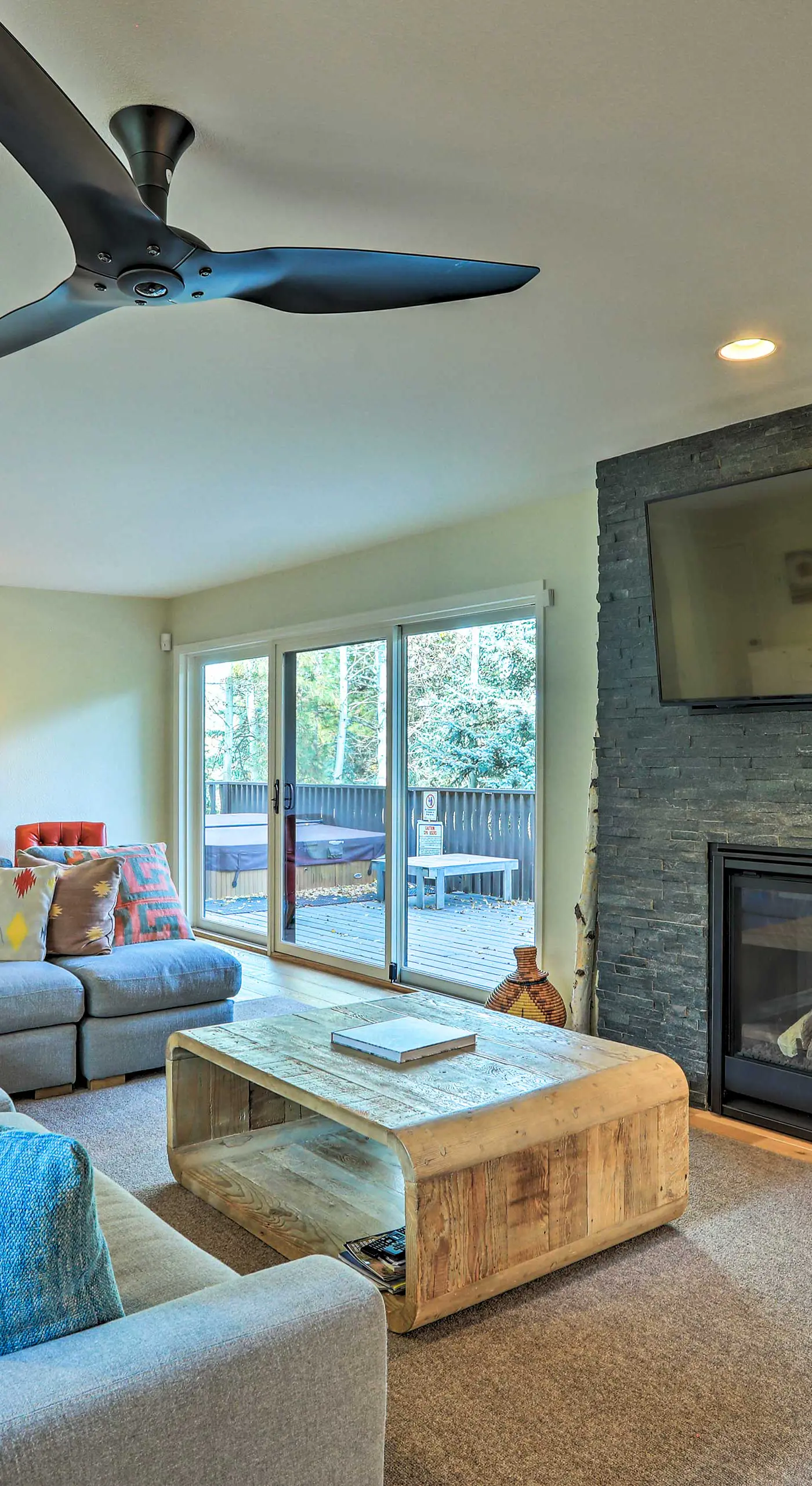 Roomy Avon Family Chalet w/ Hot Tub in EagleVail!