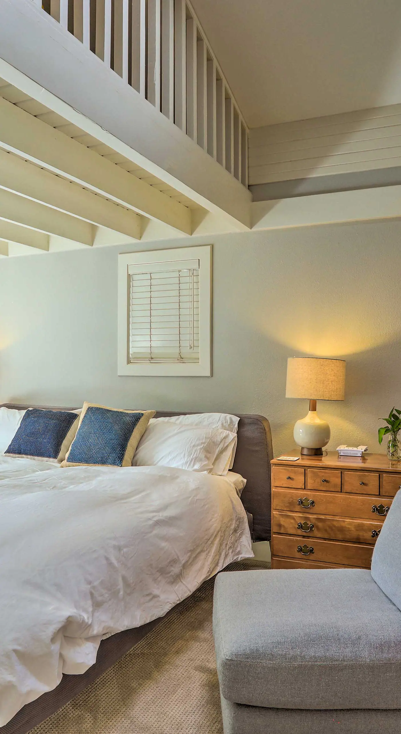 Roomy Avon Family Chalet w/ Hot Tub in EagleVail!