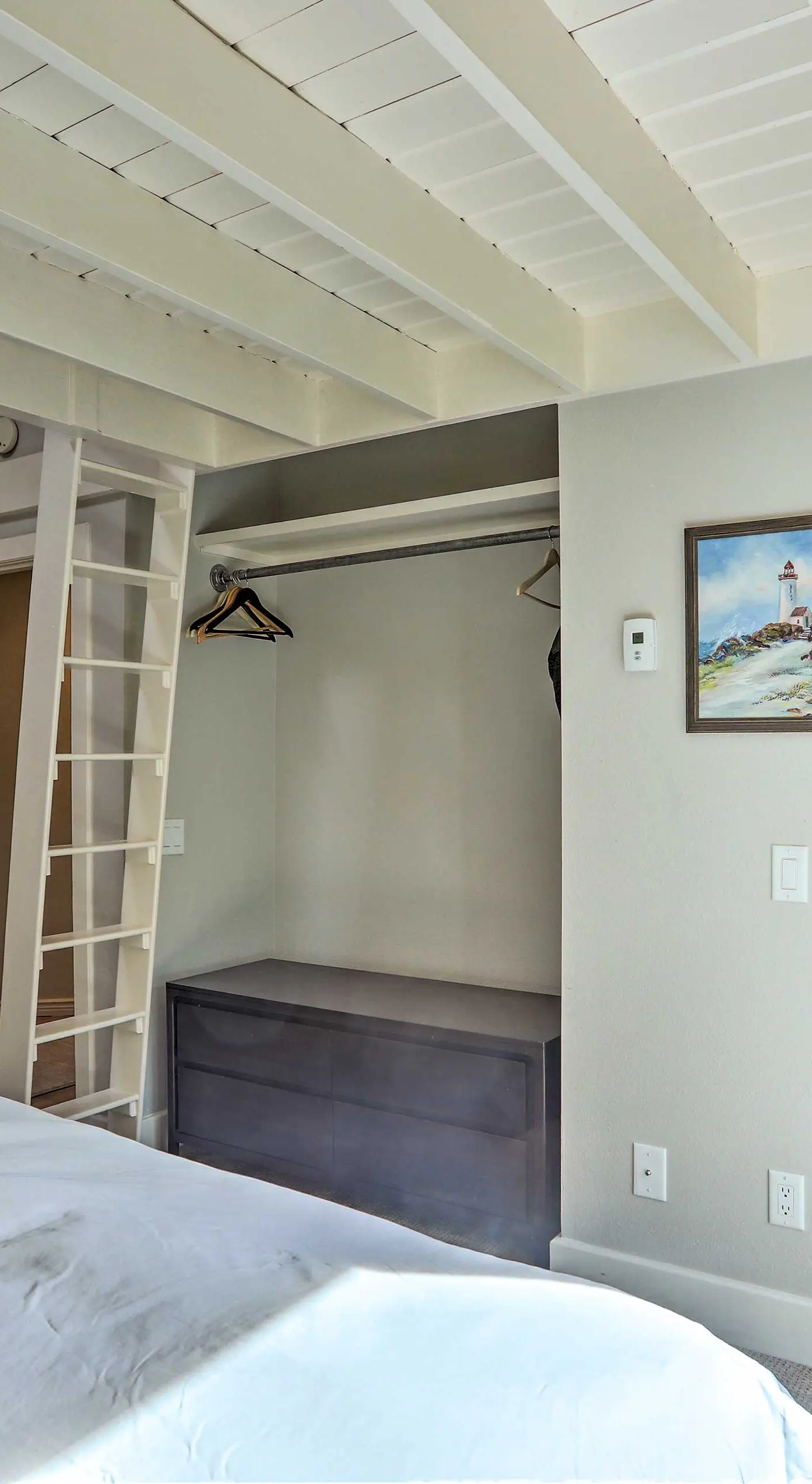 Roomy Avon Family Chalet w/ Hot Tub in EagleVail!