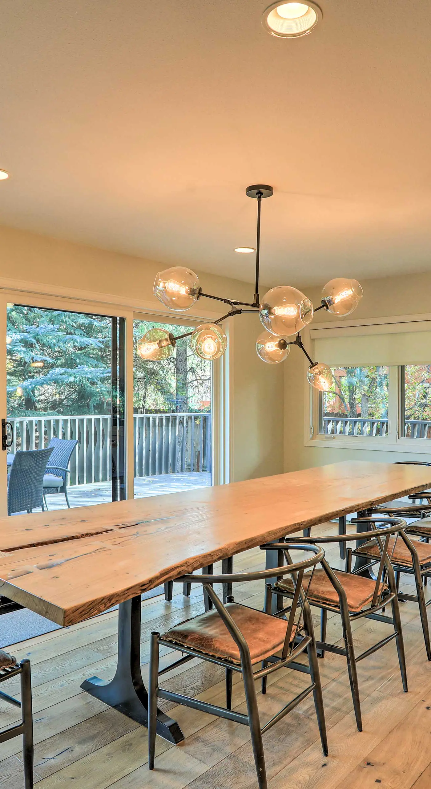 Roomy Avon Family Chalet w/ Hot Tub in EagleVail!
