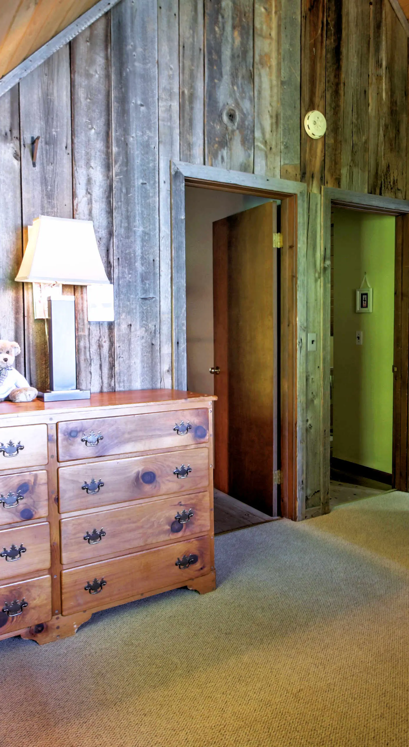 East Burke House w/ Deck < 3 Mi to Kingdom Trails!