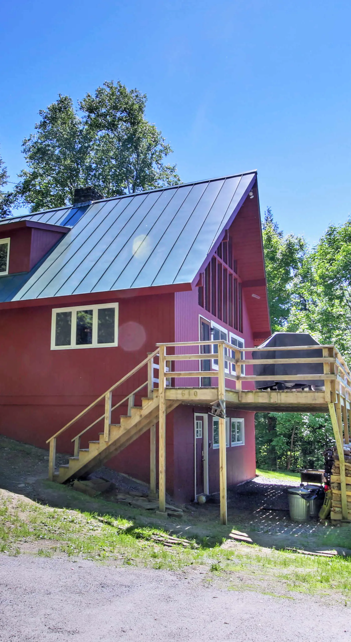 East Burke House w/ Deck < 3 Mi to Kingdom Trails!