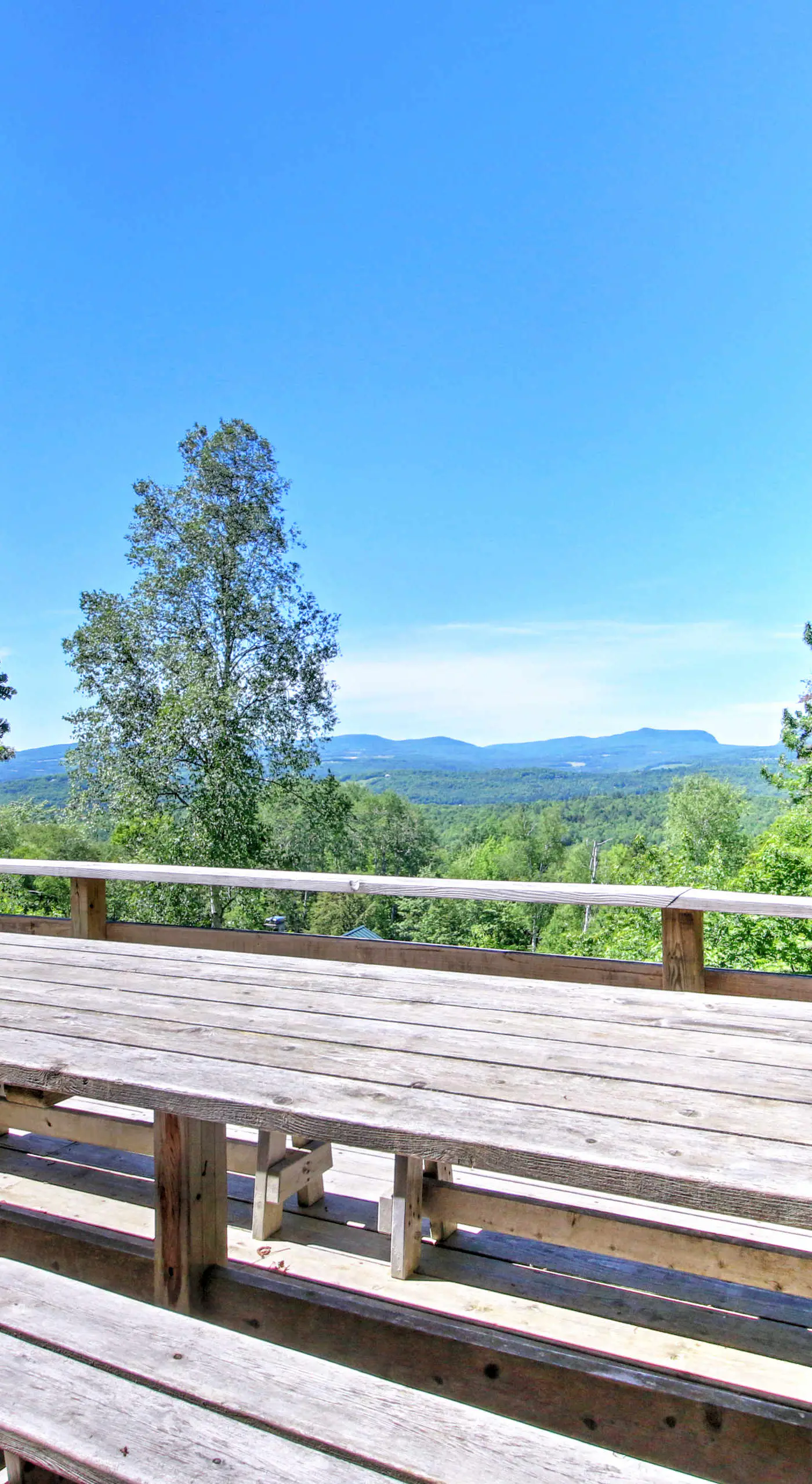 East Burke House w/ Deck < 3 Mi to Kingdom Trails!