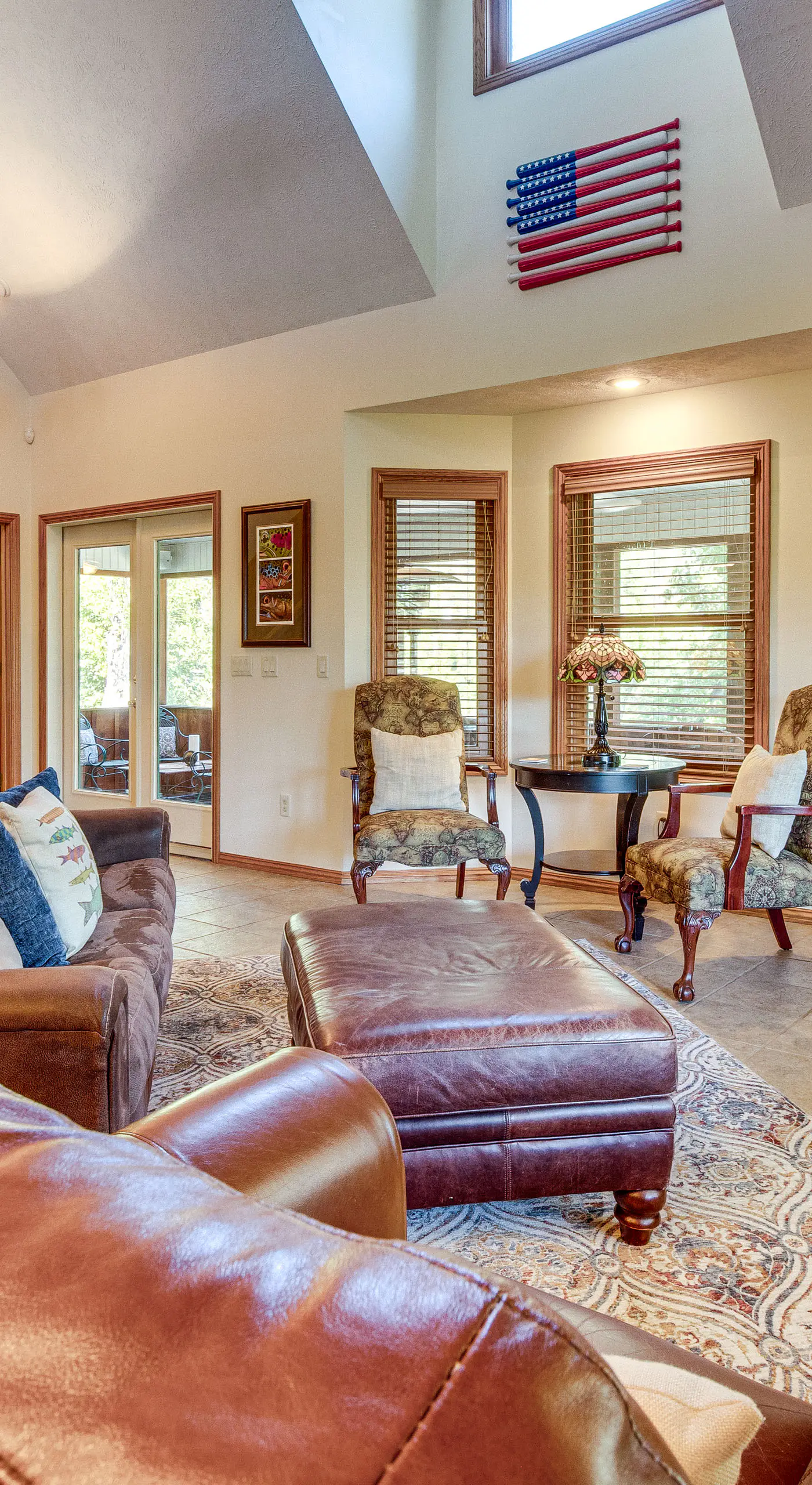 'TroutFest' Riverfront Norfork Home, Great Fishing