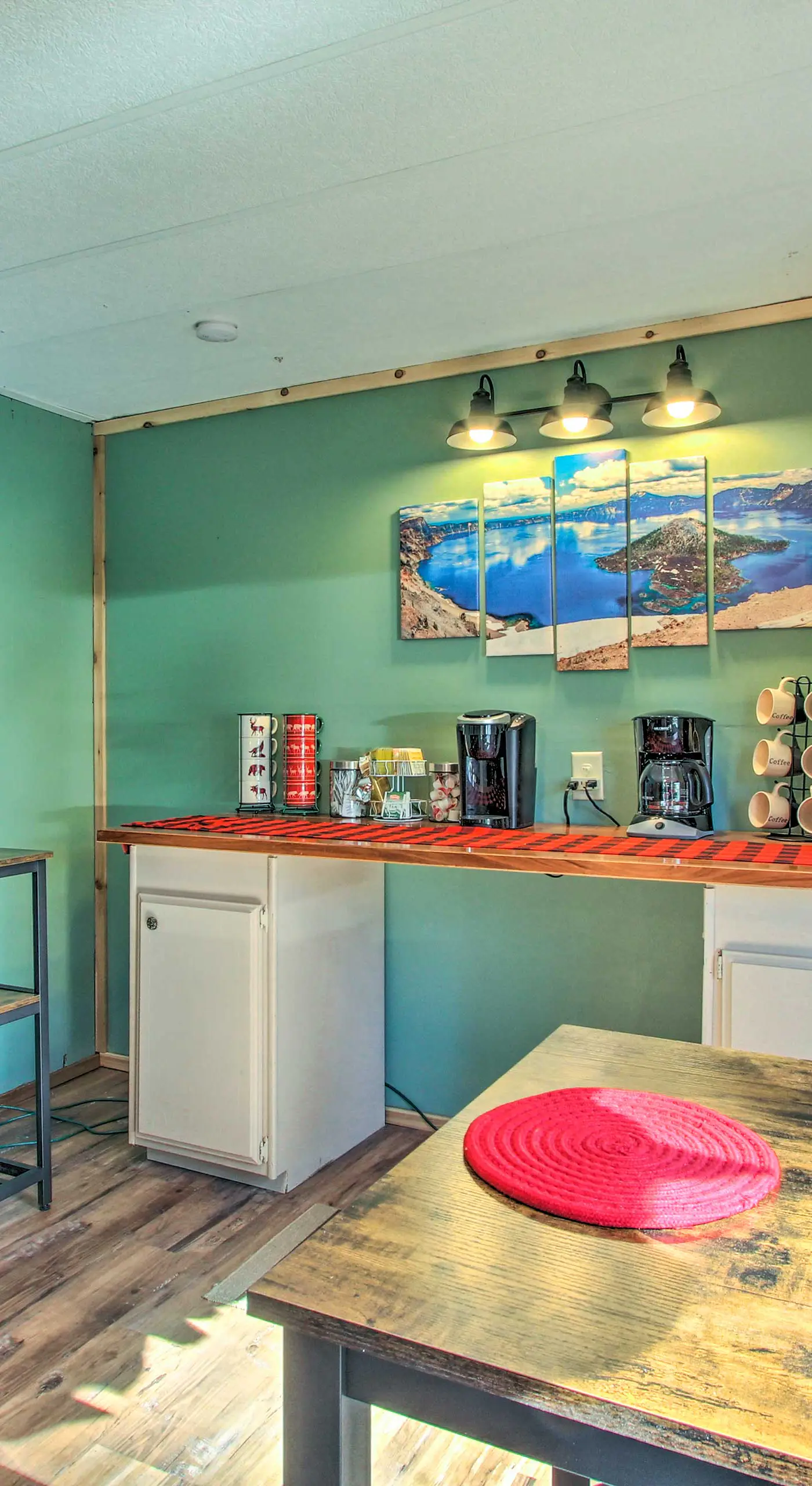 Cozy Chiloquin Retreat < 30 Mi to Crater Lake!