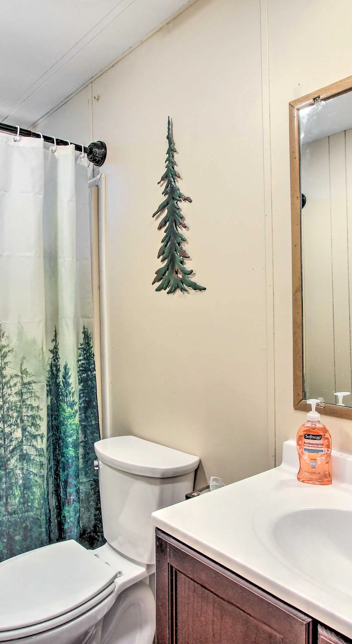 Cozy Chiloquin Retreat < 30 Mi to Crater Lake!