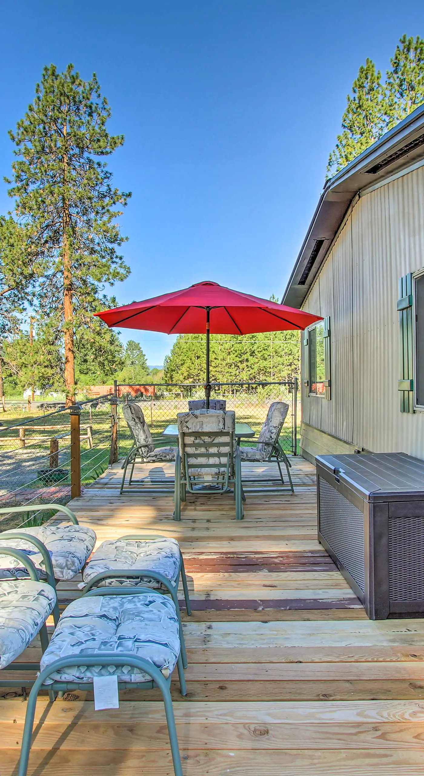 Cozy Chiloquin Retreat < 30 Mi to Crater Lake!
