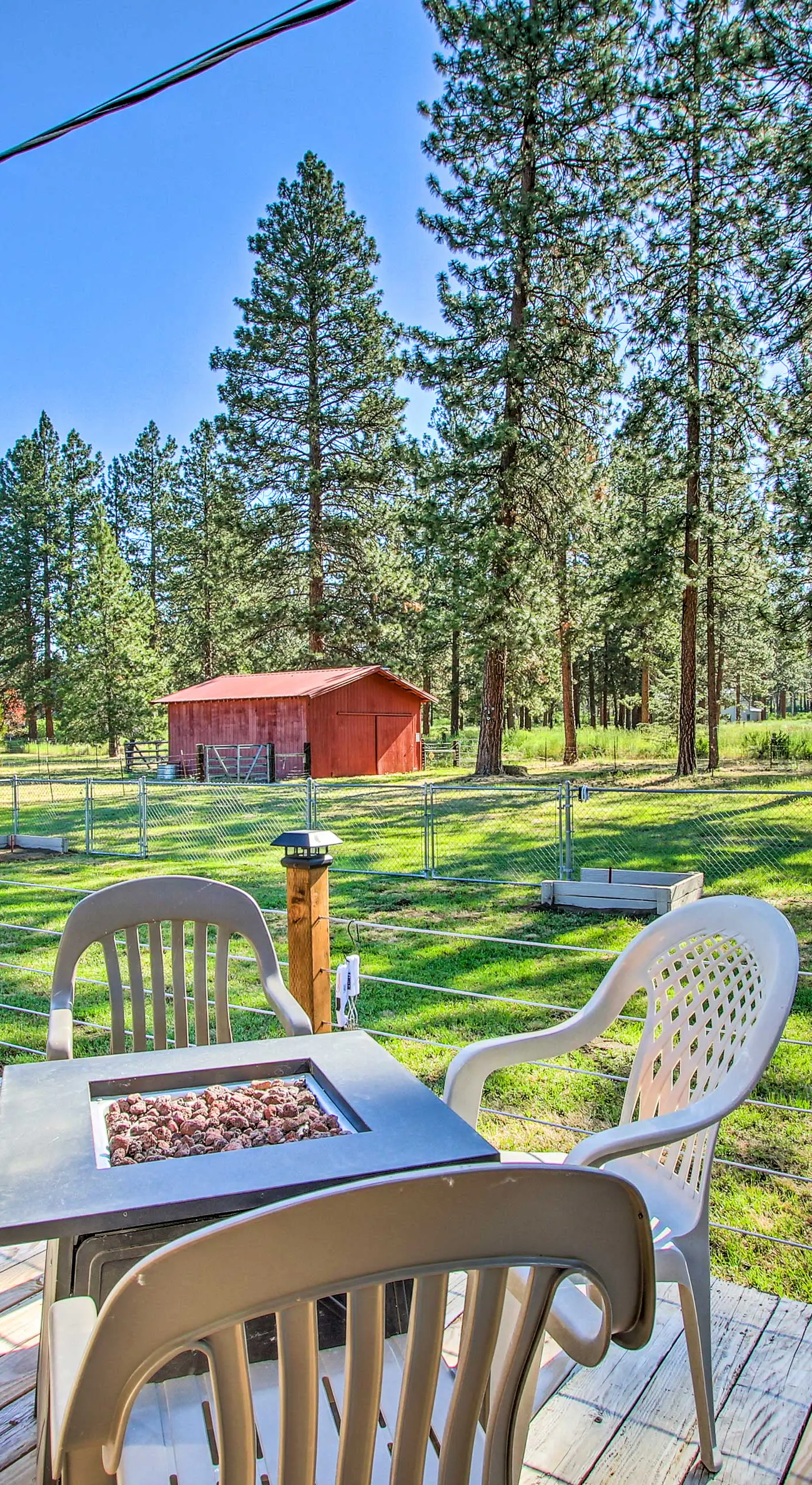 Cozy Chiloquin Retreat < 30 Mi to Crater Lake!