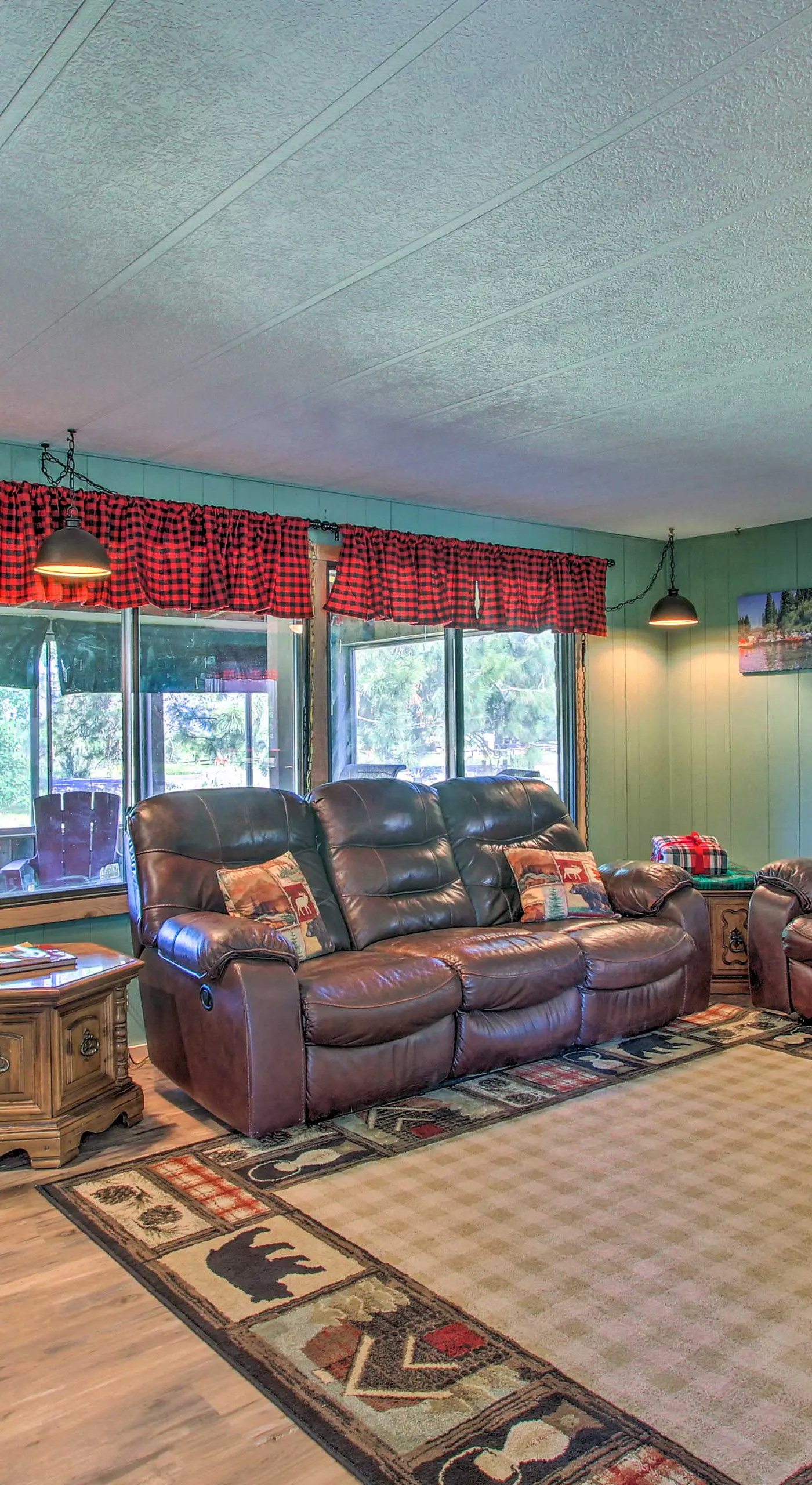 Cozy Chiloquin Retreat < 30 Mi to Crater Lake!