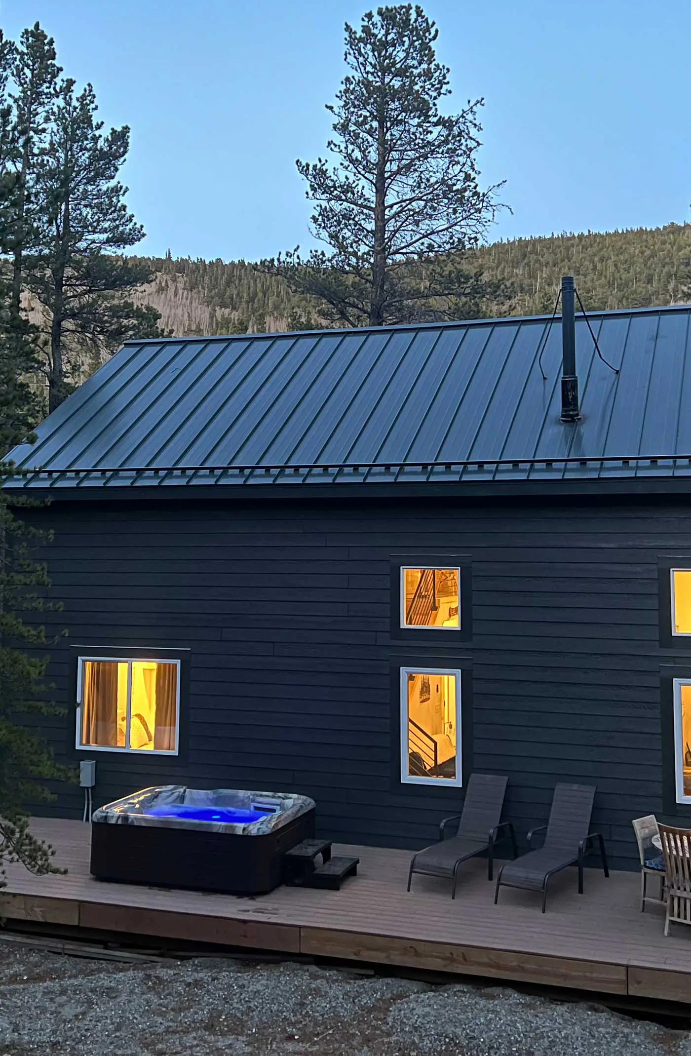 1 Mi to St Mary’s Glacier Trail: Modern Mtn Cabin!