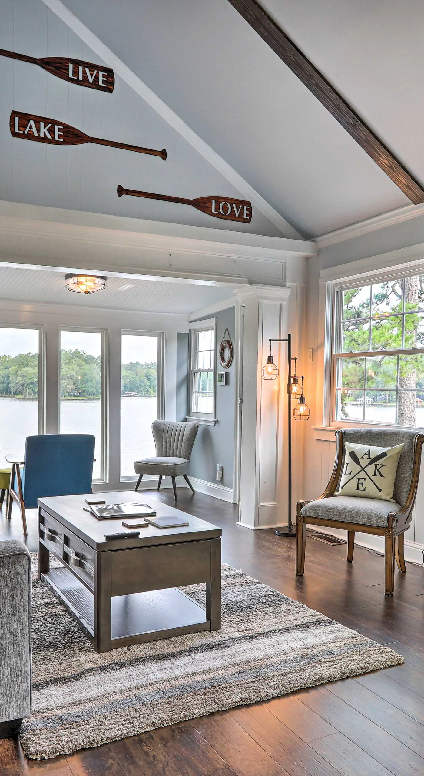 Waterfront Gem on Lake Sinclair with Boat Dock!