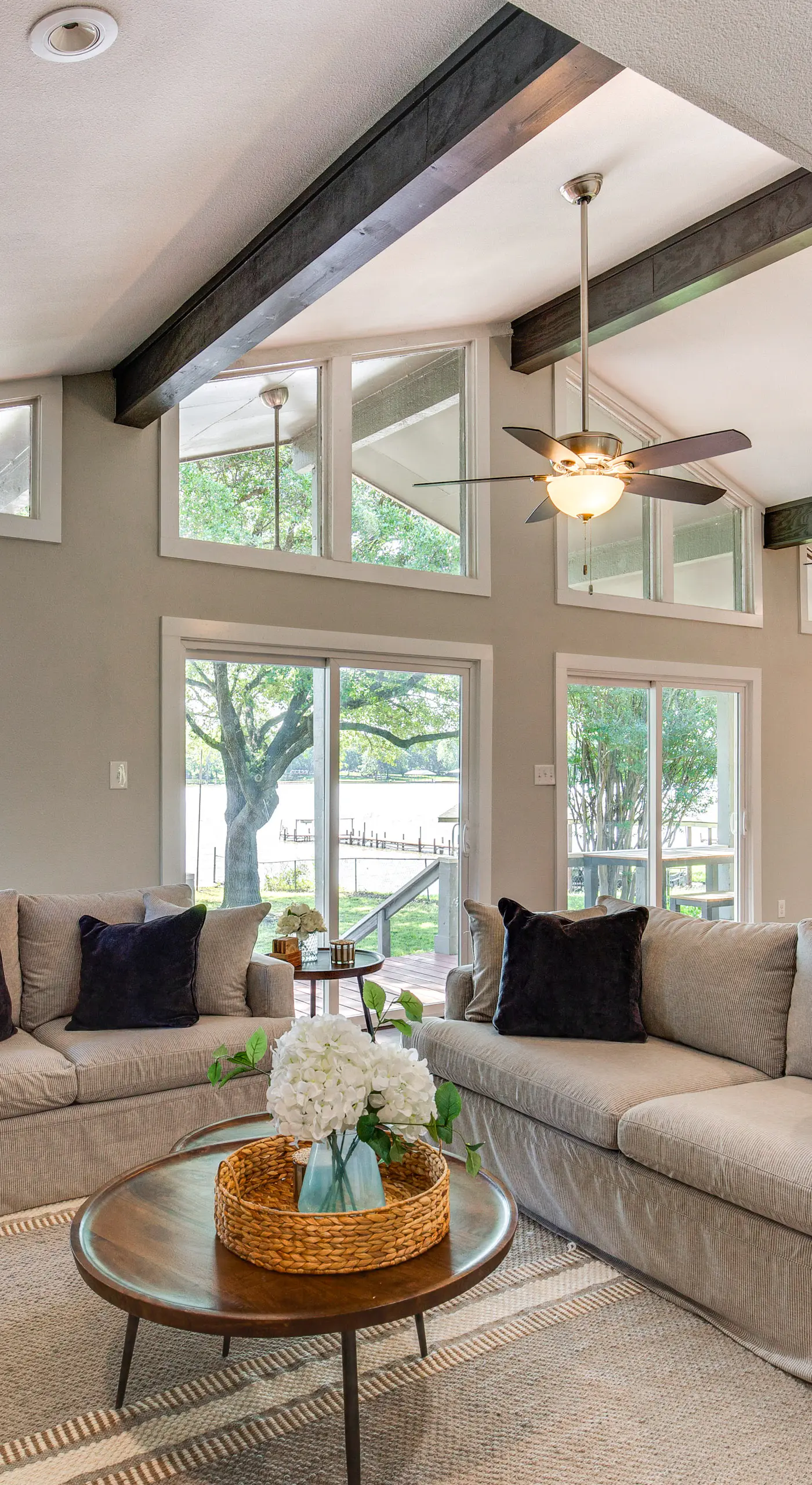 Yard, Deck & Fire Pit: Cedar Creek Reservoir Gem