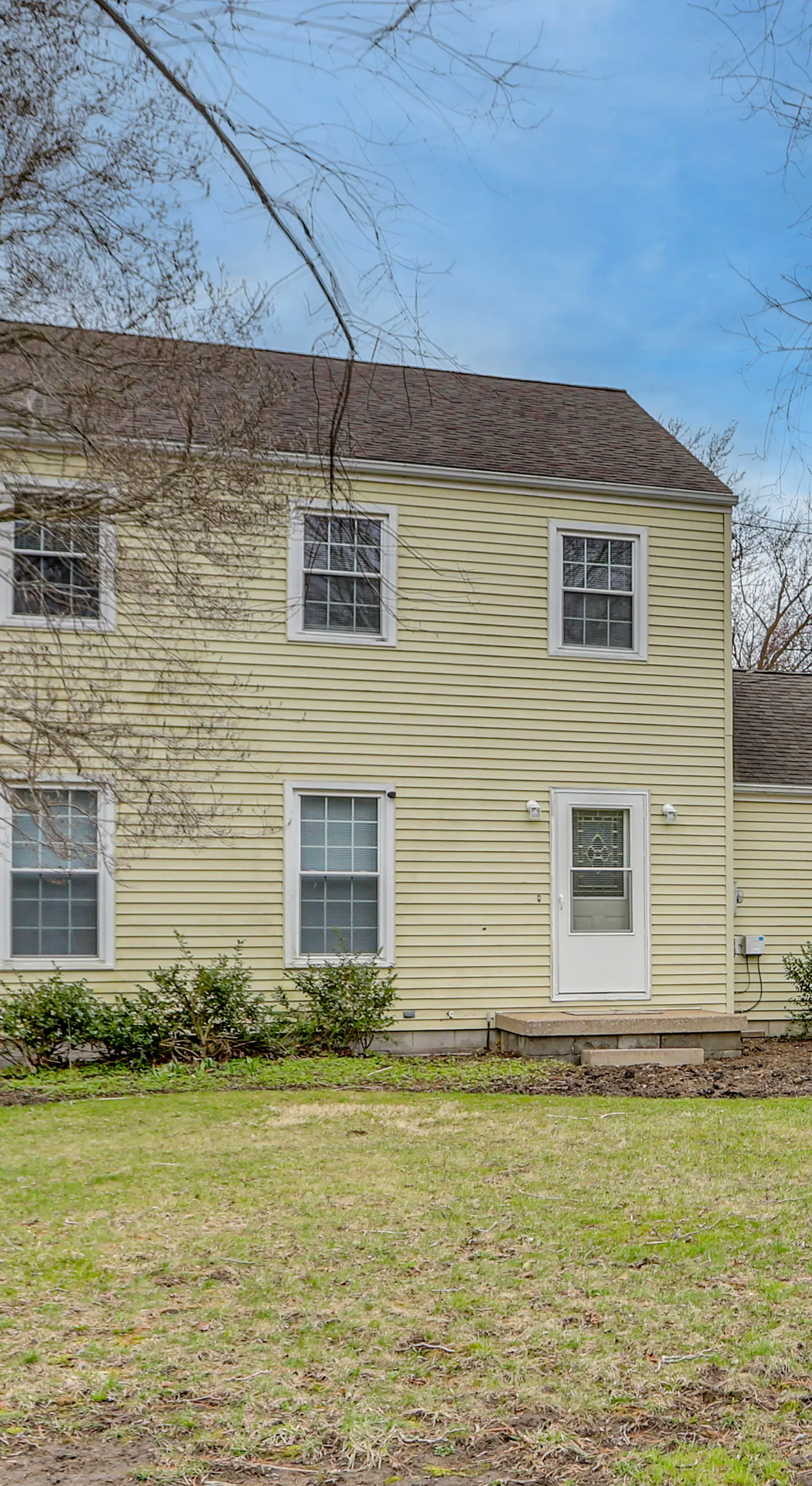 Sandusky Adventure Hub: Patios, Grill + Yard!