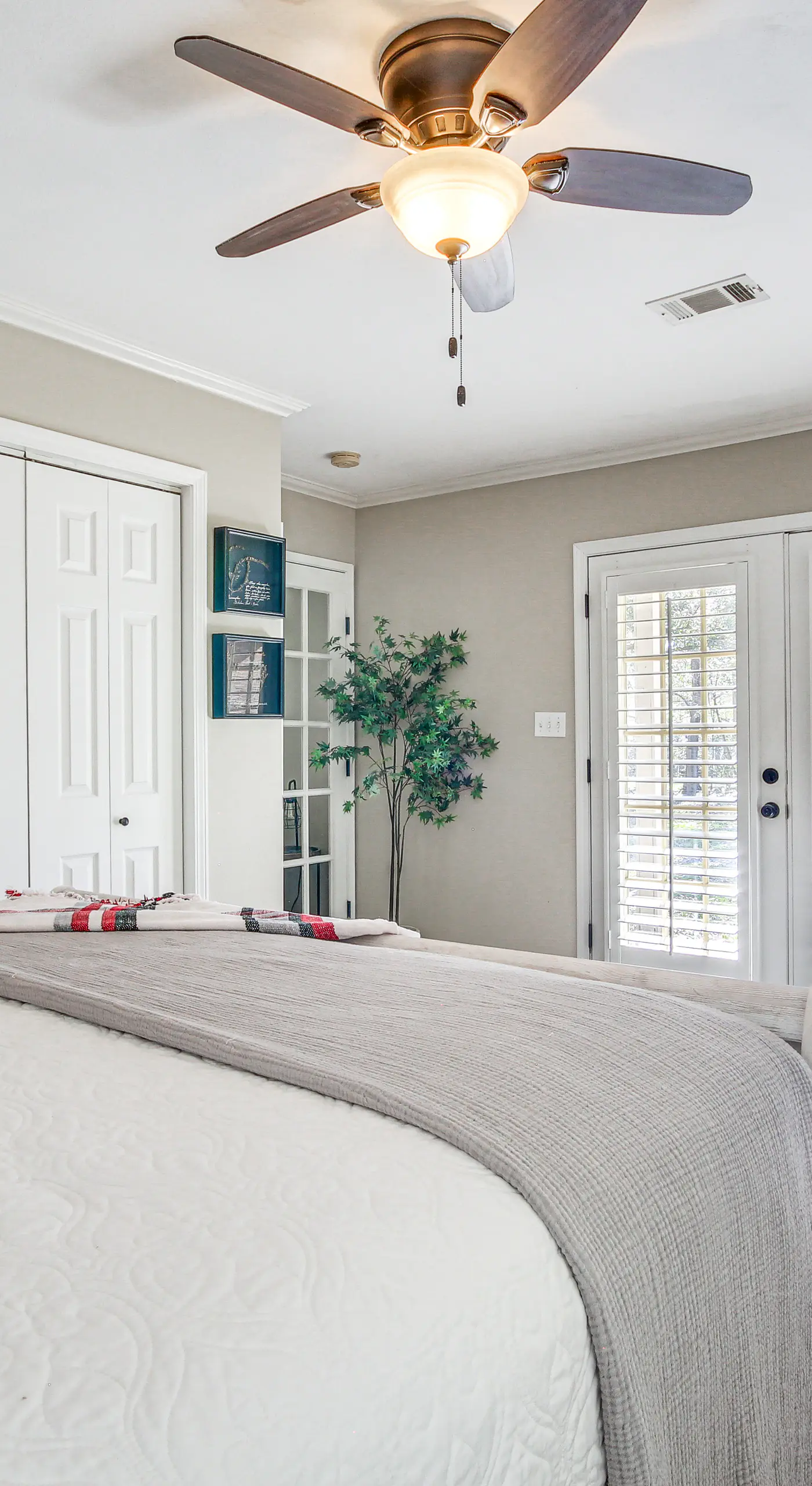 Walk to Beach: Waveland Retreat w/ Yard!