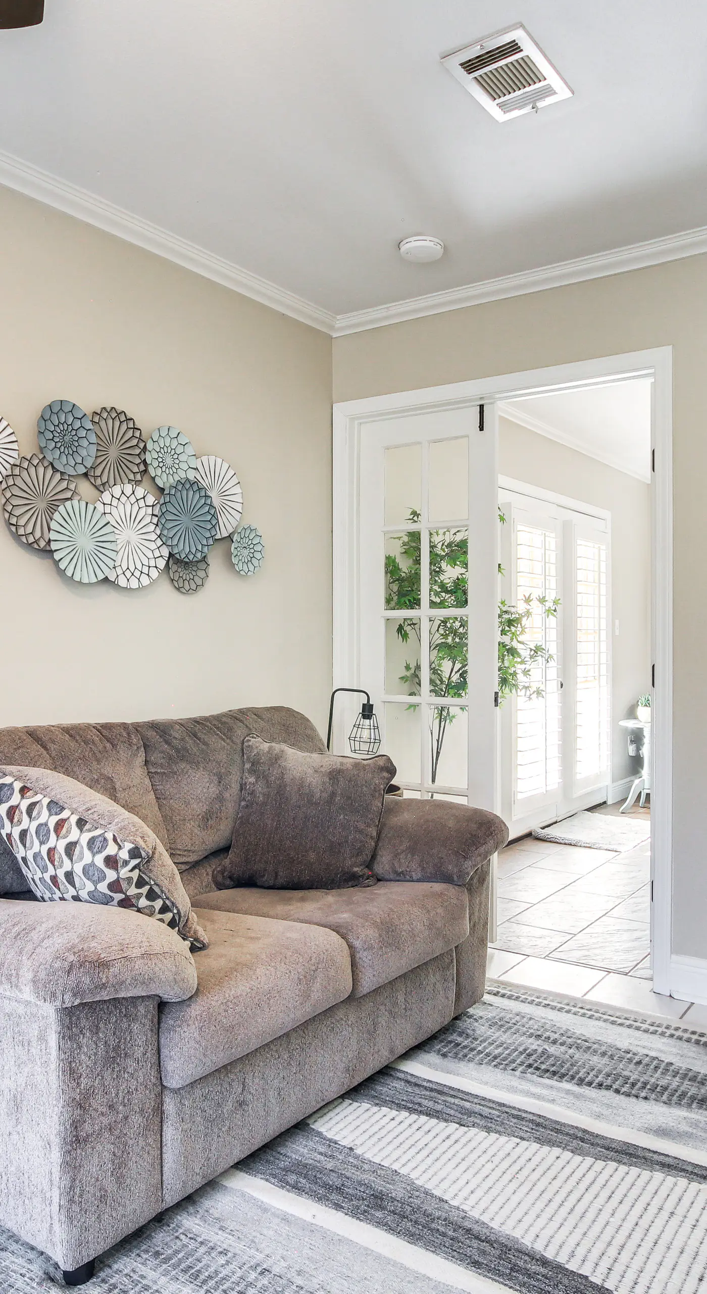 Walk to Beach: Waveland Retreat w/ Yard!