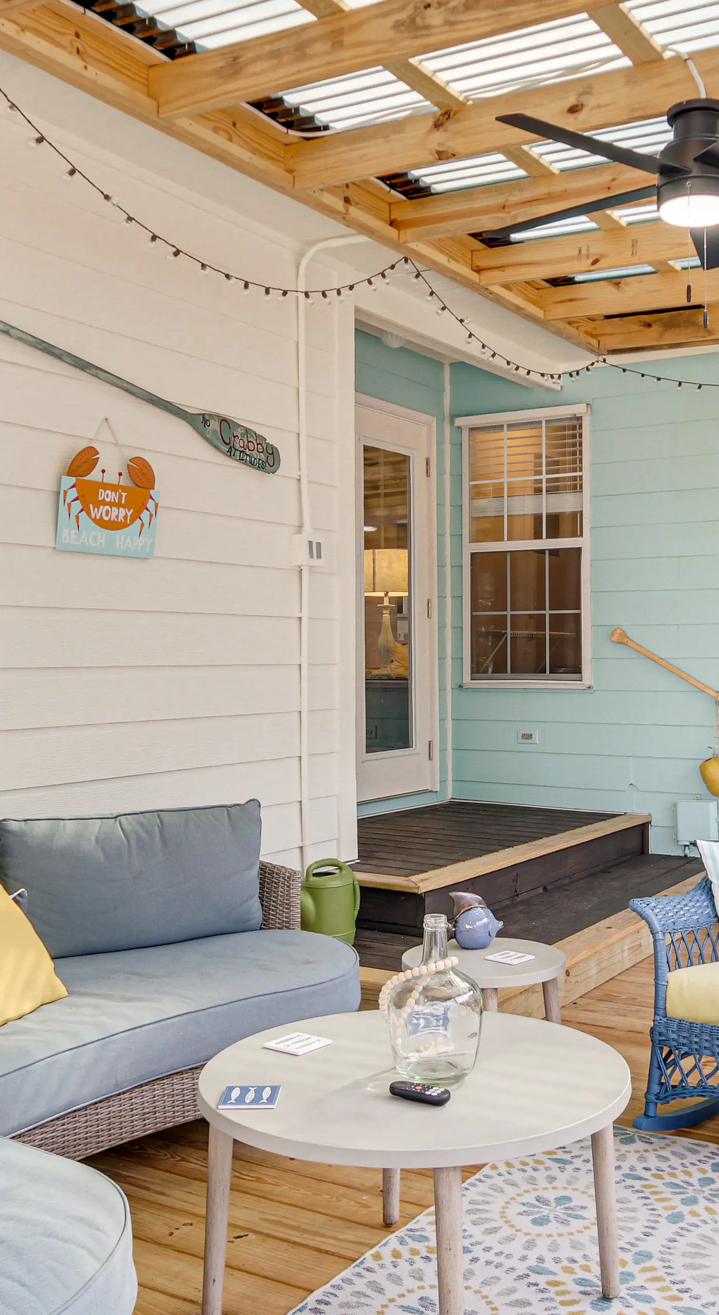 'Sea La Vie' Coastal Getaway Steps from the Beach