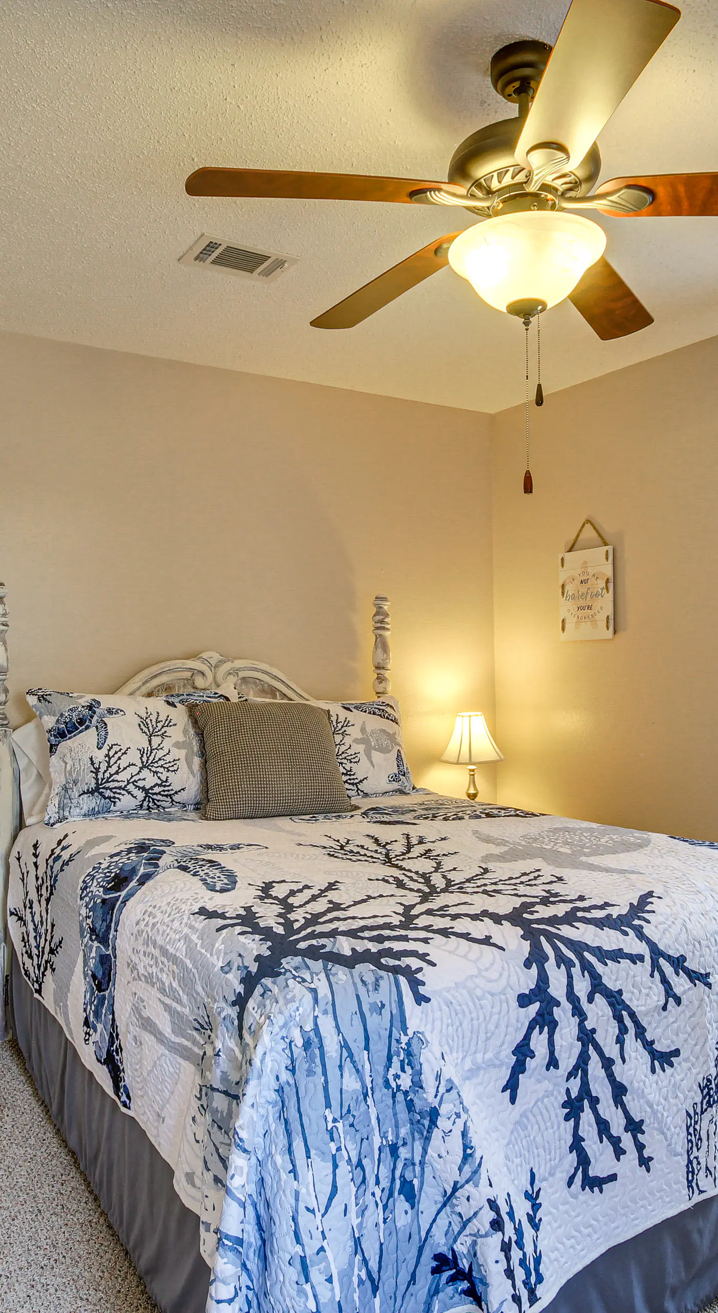 'Sea La Vie' Coastal Getaway Steps from the Beach