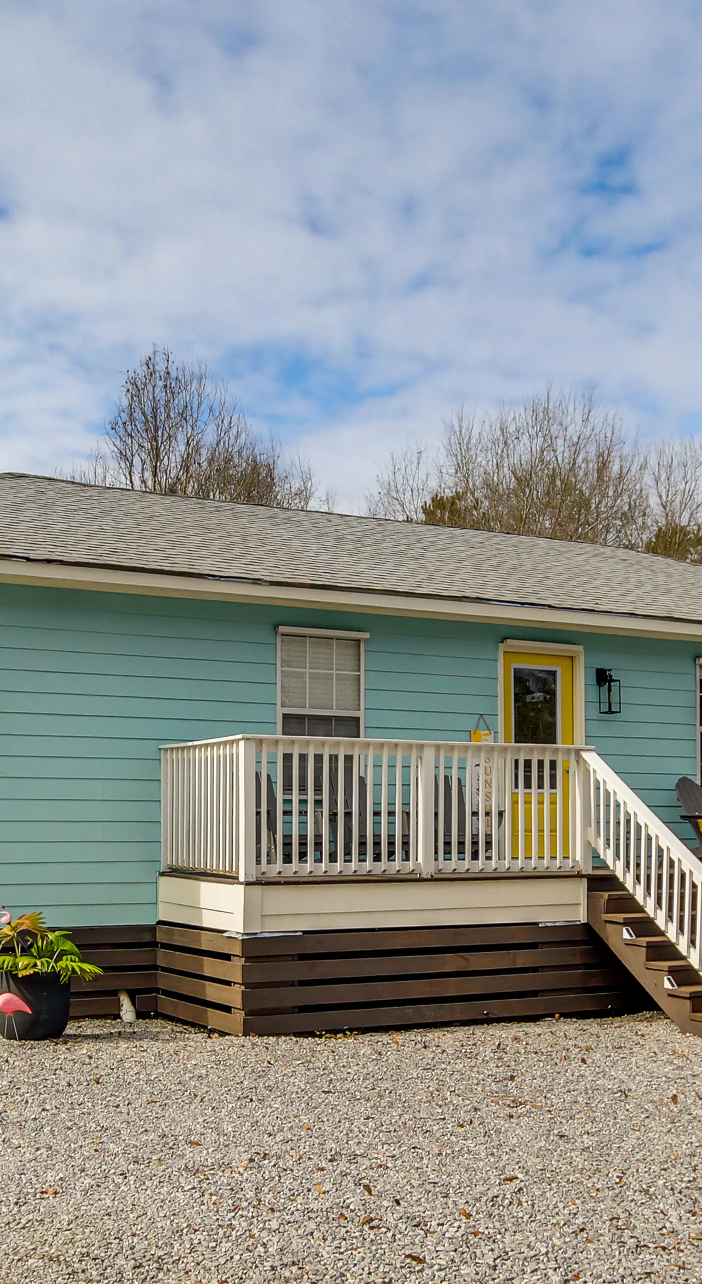'Sea La Vie' Coastal Getaway Steps from the Beach