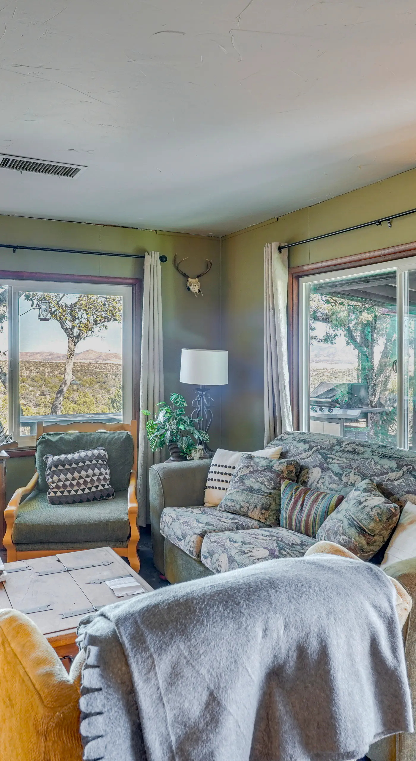 Mtn-View Gem on 20 Acres: Patagonia Cabin Hideaway