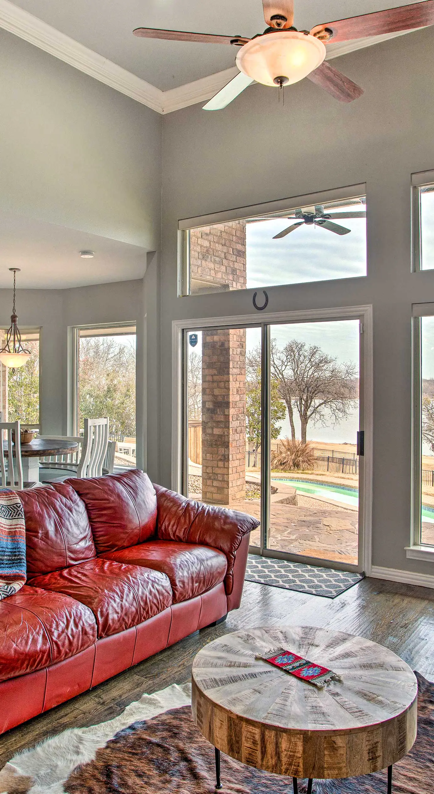 Poolside Fun! Private Lakefront Little Elm Escape