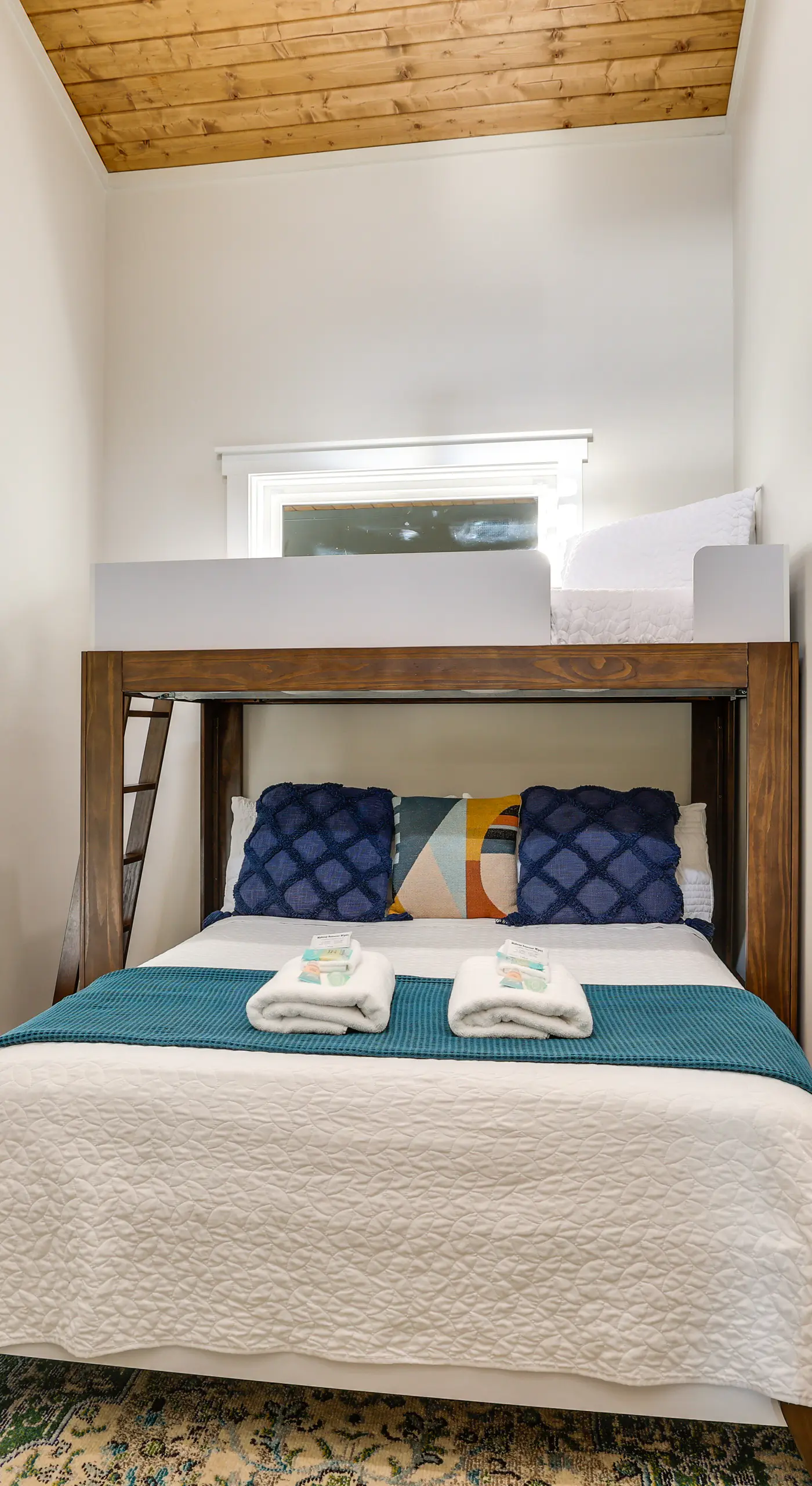 Waterfront 'Blue Spruce' Small Home in Wildwood!