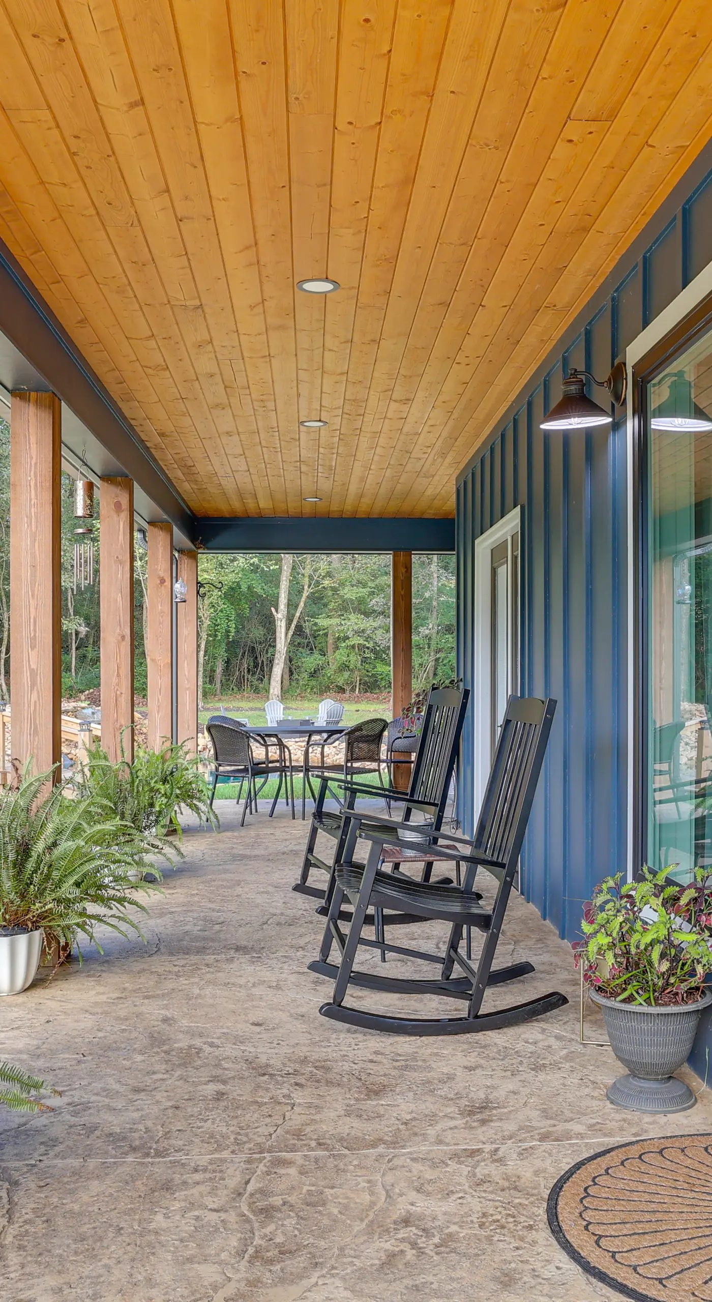 Waterfront 'Blue Spruce' Small Home in Wildwood!