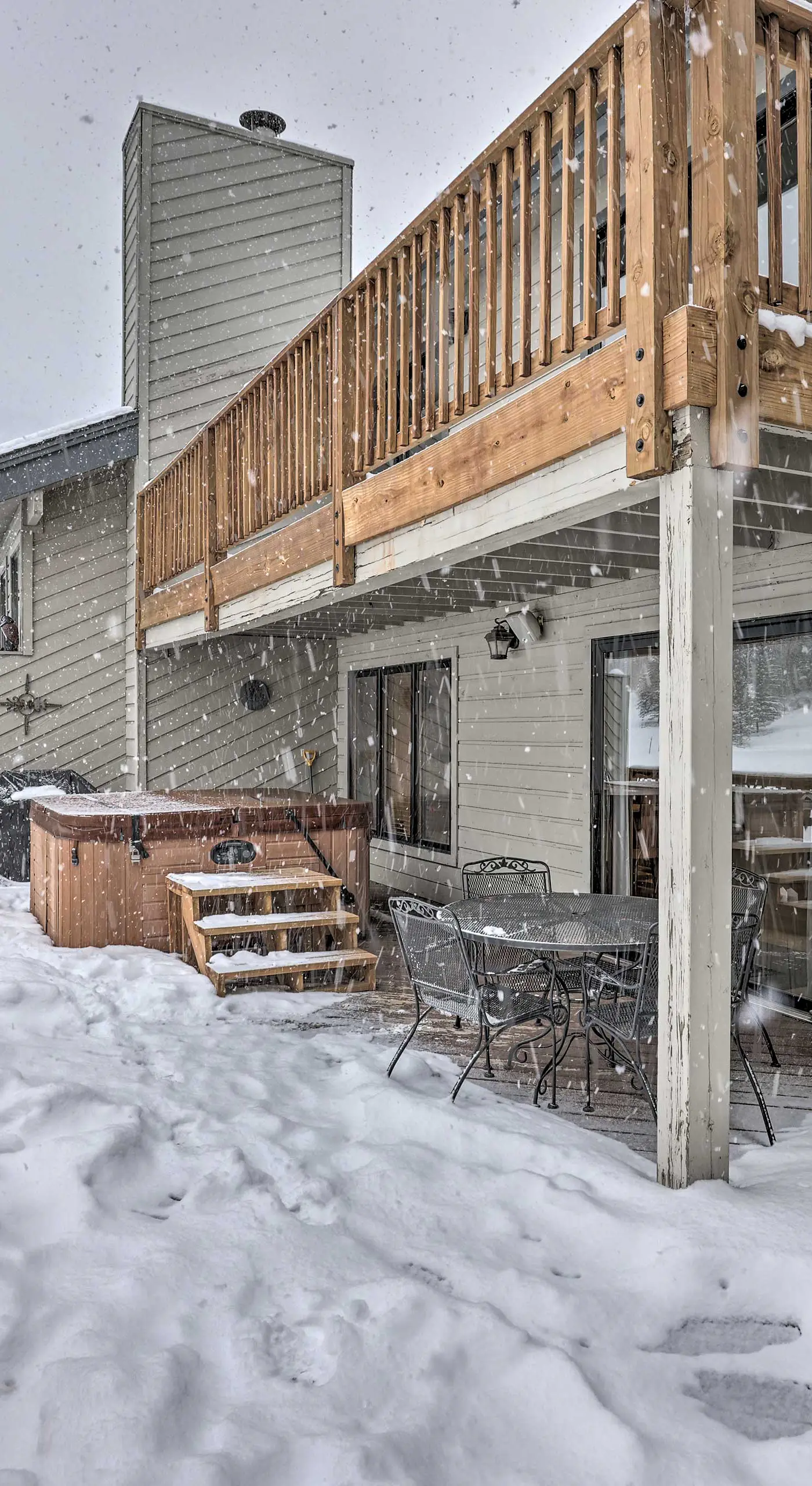 Luxe Vail Valley Retreat w/ Hot Tub!