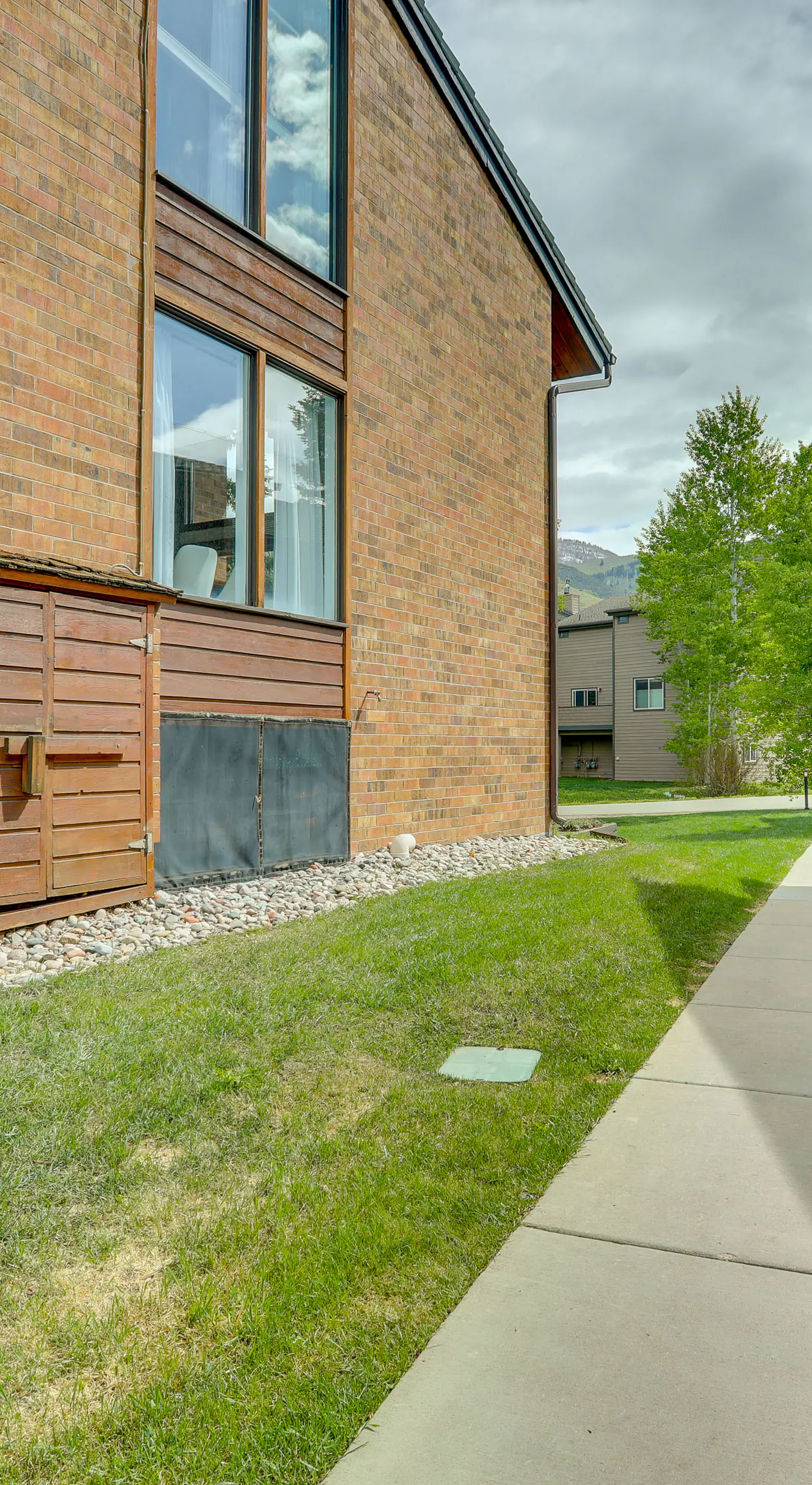 Eagle-Vail Hideaway w/ Golf, Ski, and More!