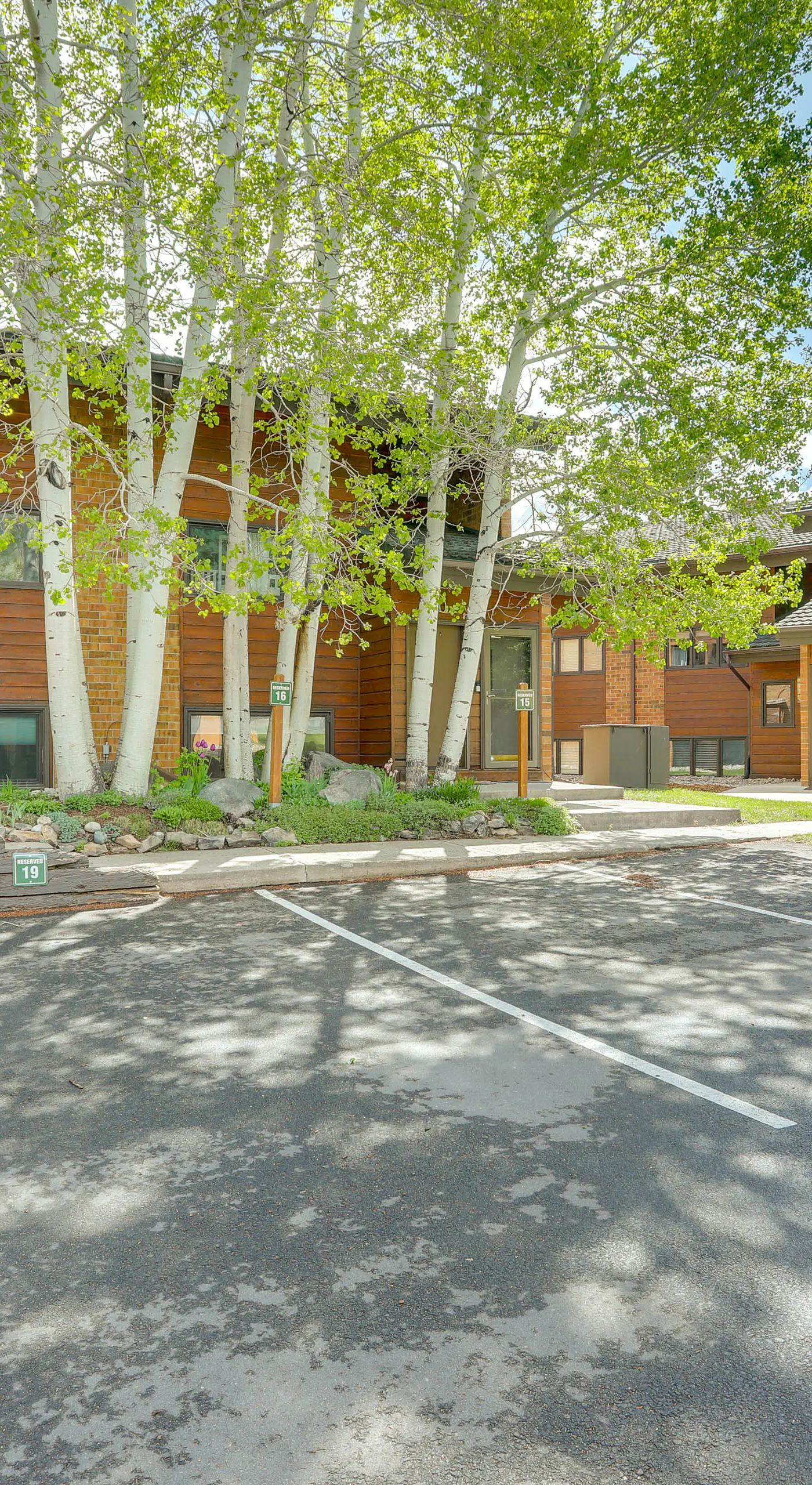 Eagle-Vail Hideaway w/ Golf, Ski, and More!