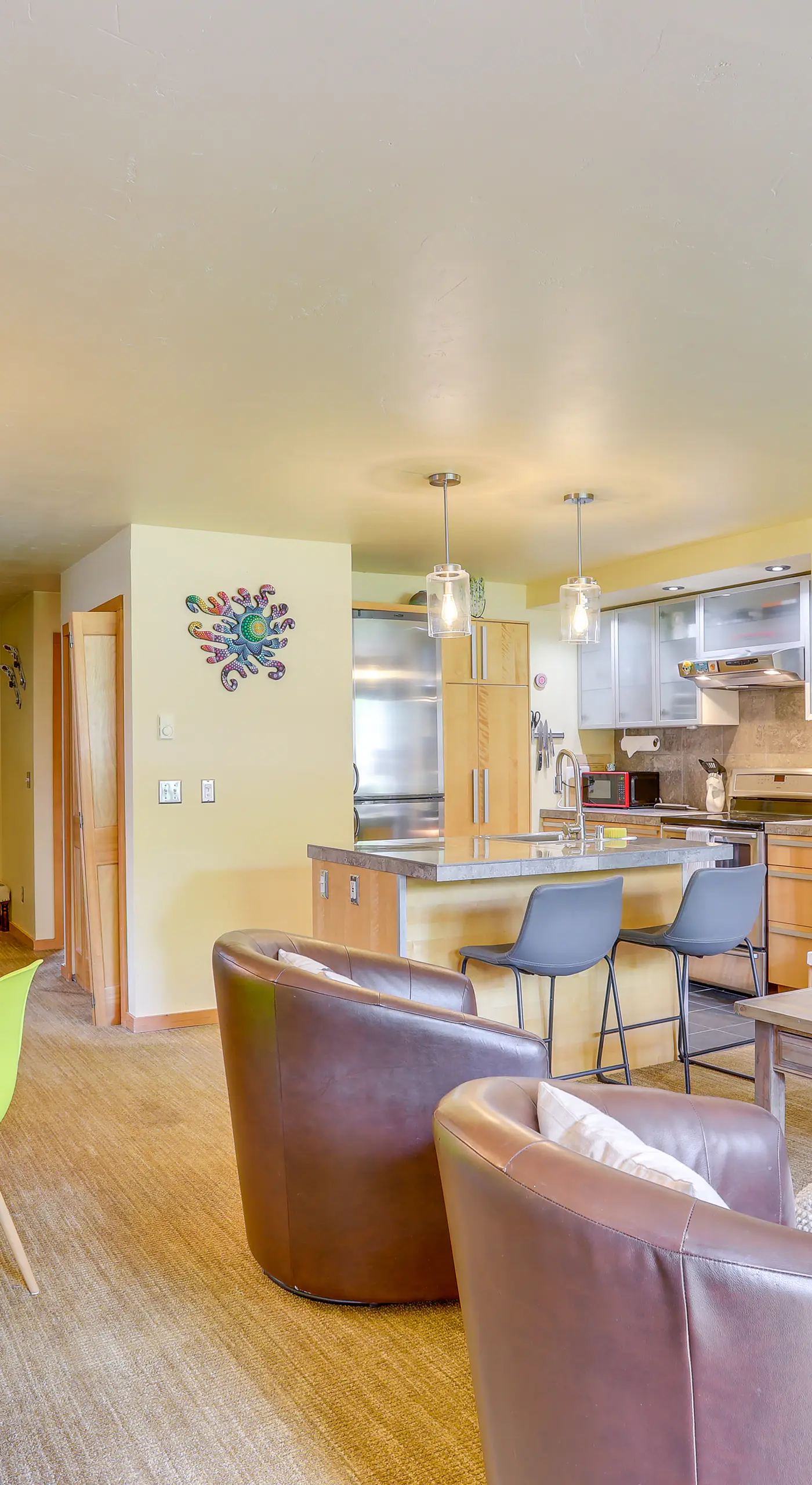Eagle-Vail Hideaway w/ Golf, Ski, and More!