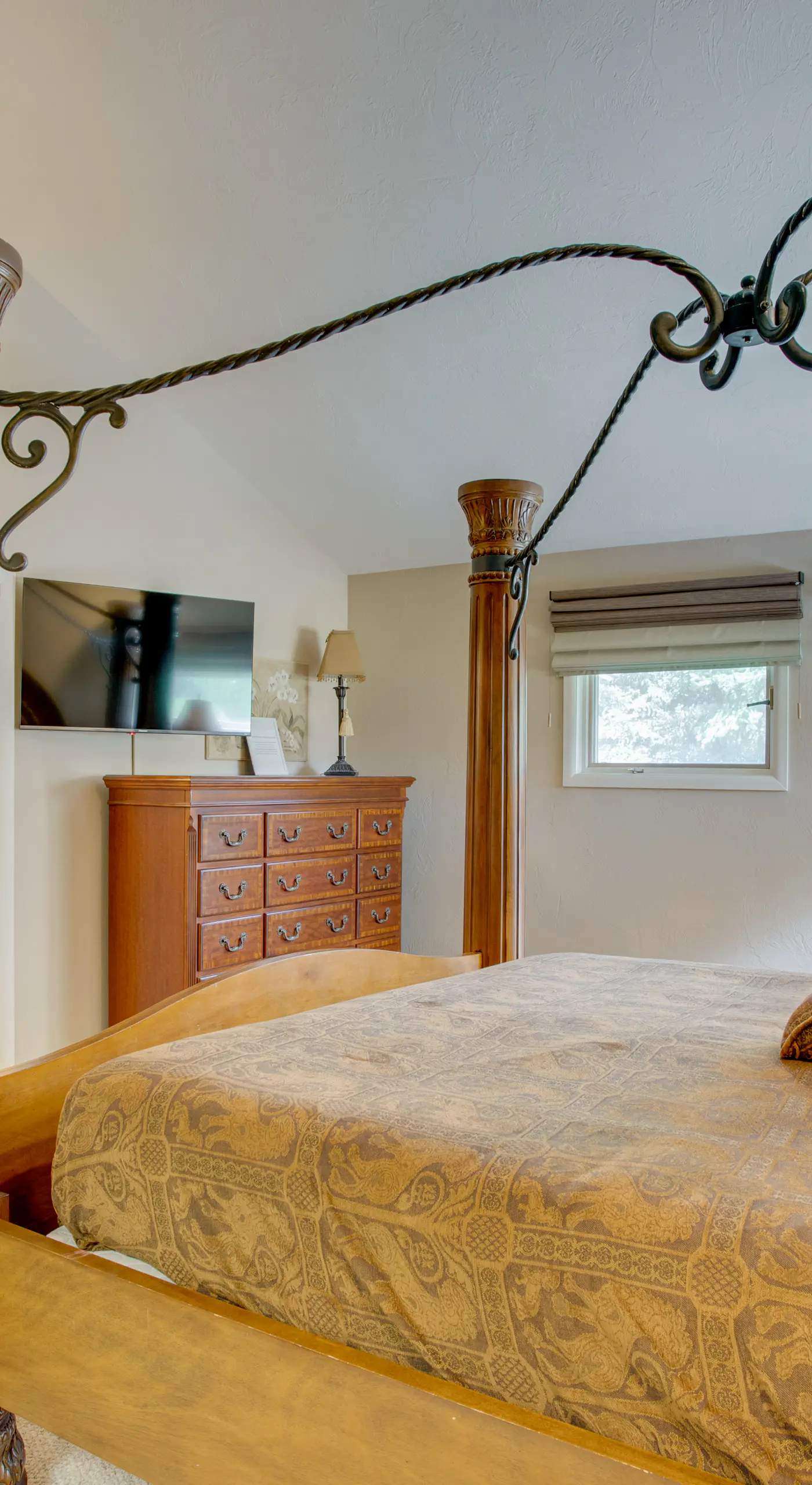 Avon Duplex Between Beaver Creek & Vail Resorts!