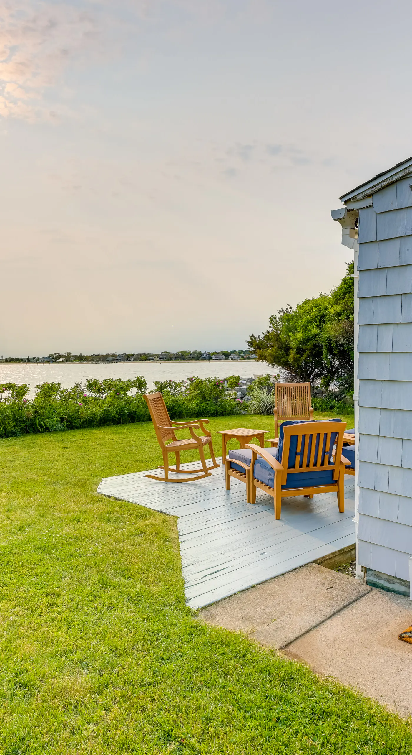 Waterfront Cottage w/ Sunroom + Patio & Grill