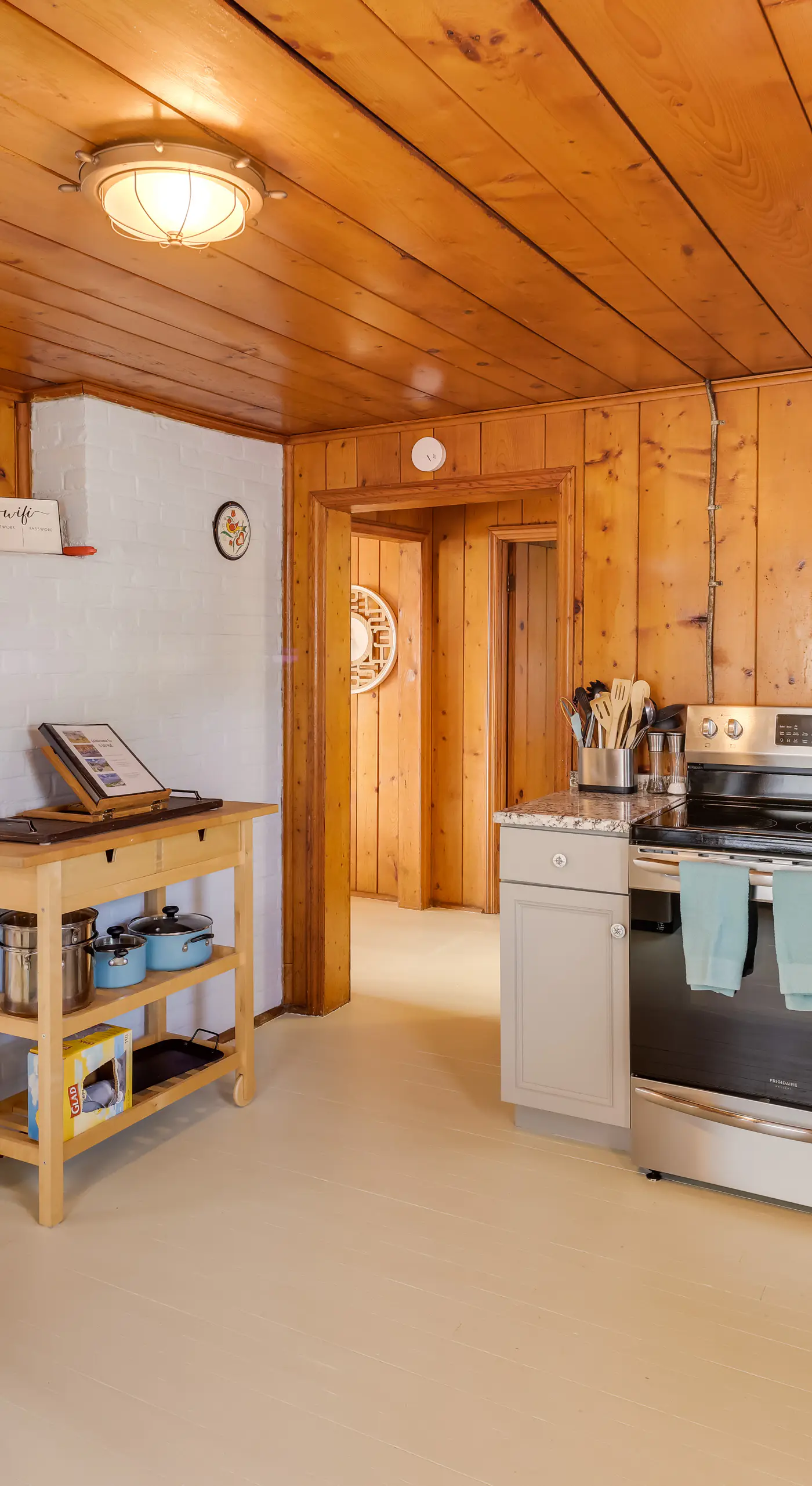 Waterfront Cottage w/ Sunroom + Patio & Grill