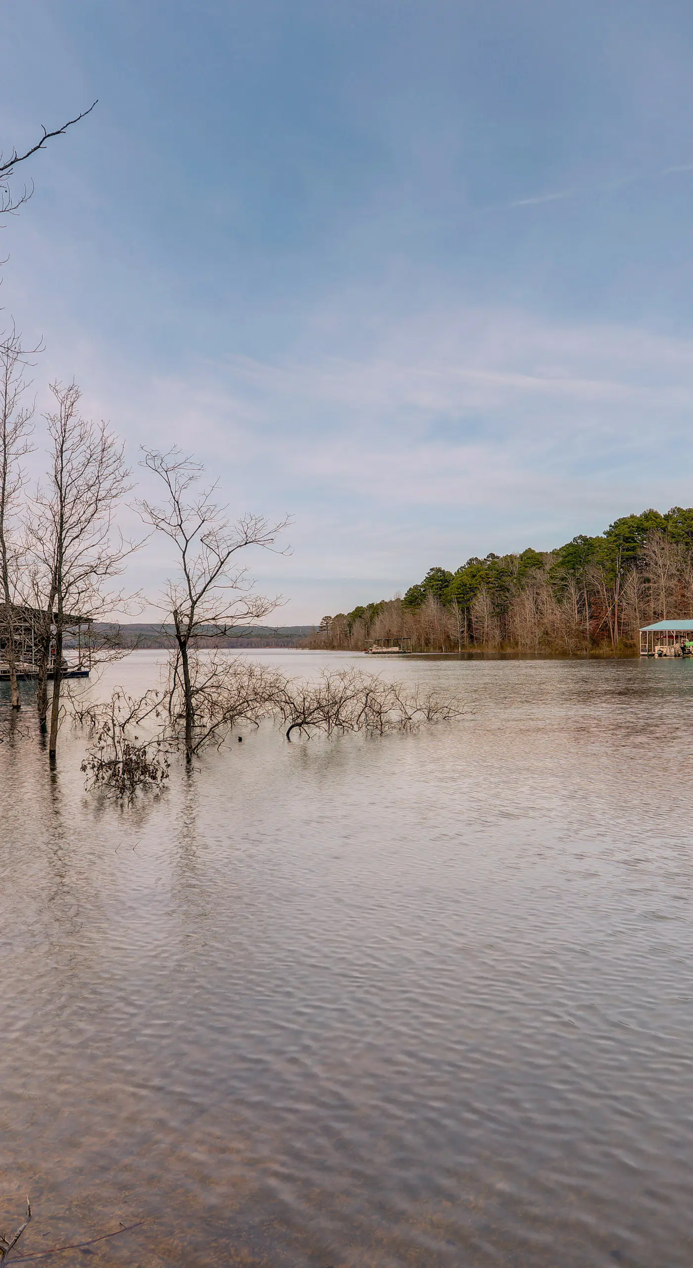 Greers Ferry Lake Access & Deck: Group Getaway!