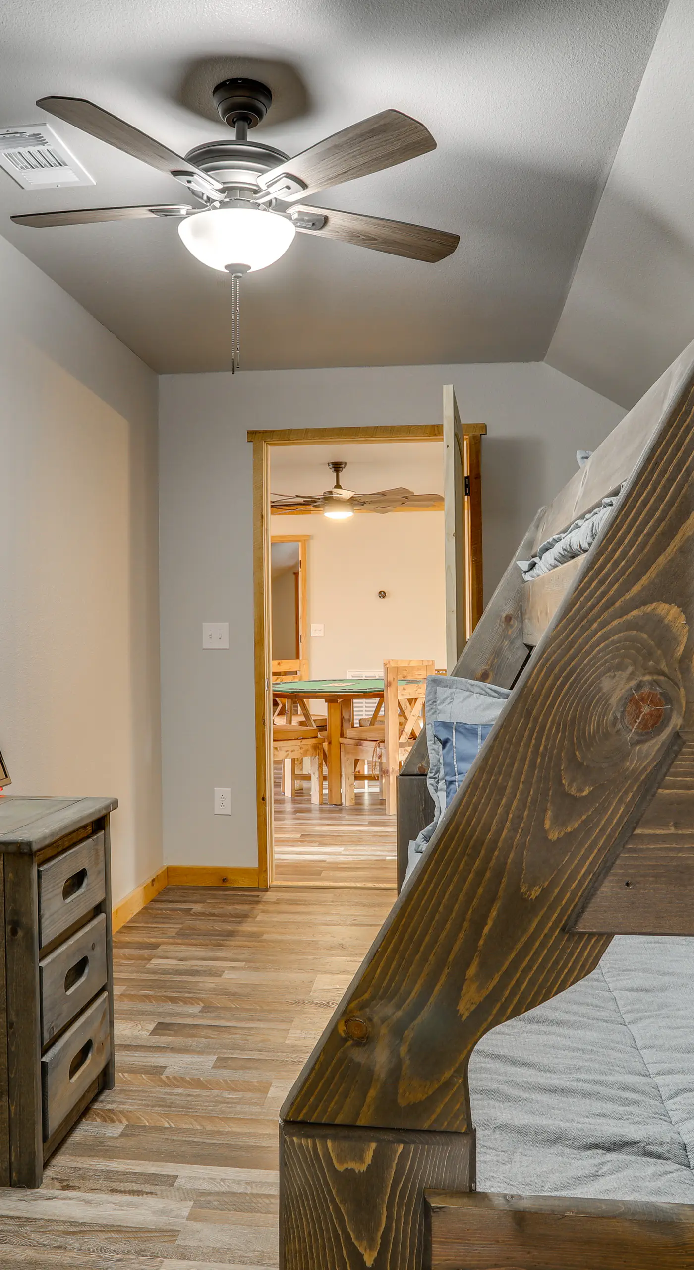 Greers Ferry Lake Access & Deck: Group Getaway!