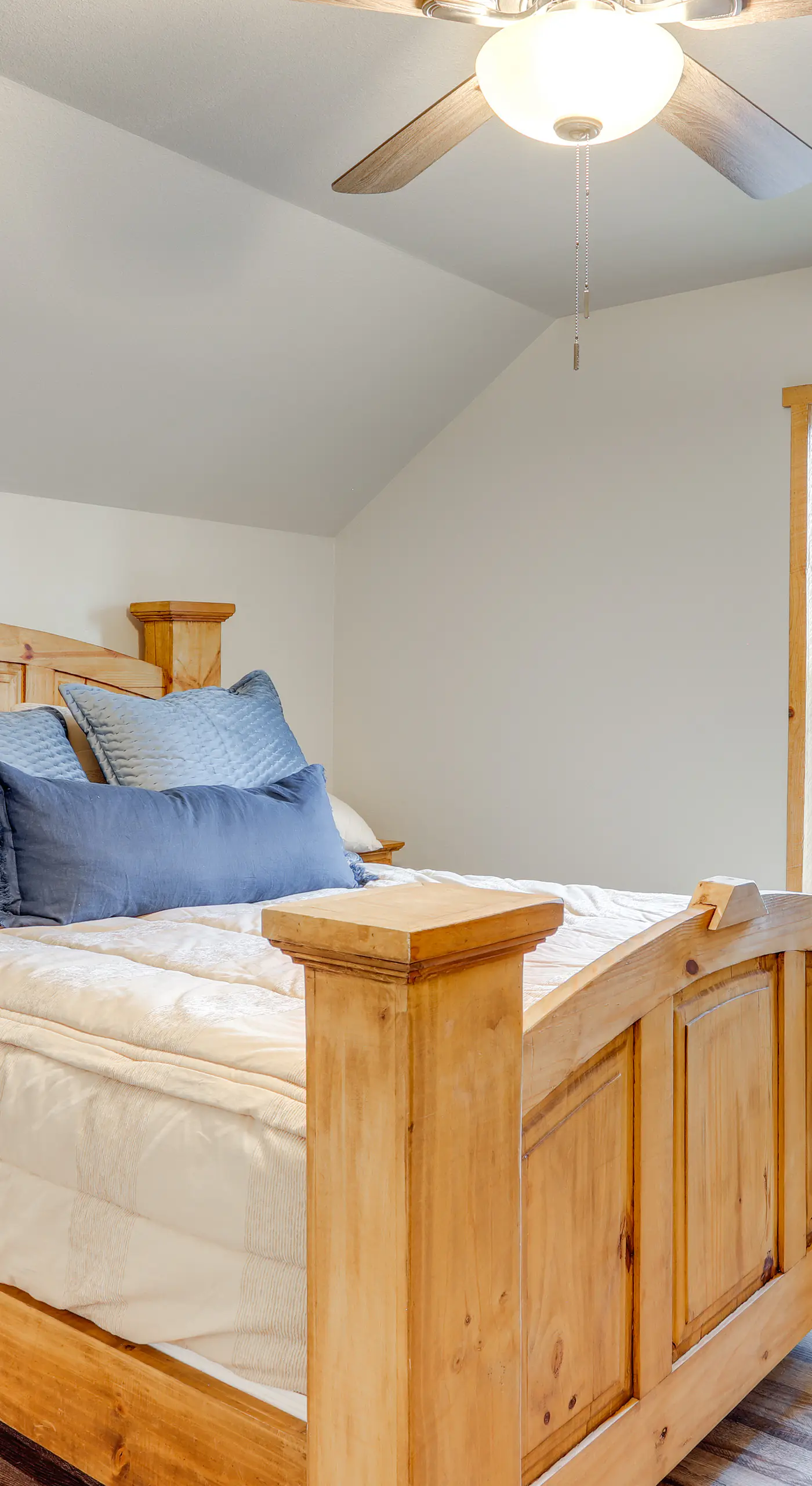 Greers Ferry Lake Access & Deck: Group Getaway!