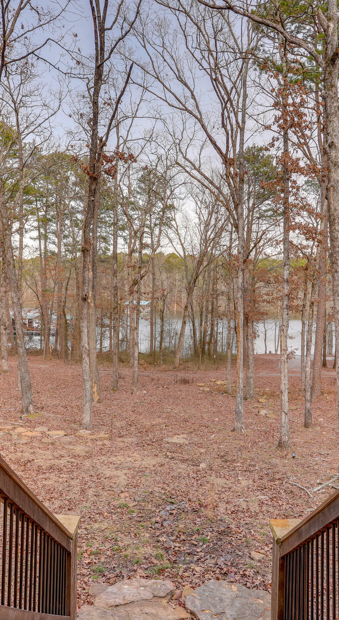 Greers Ferry Lake Access & Deck: Group Getaway!