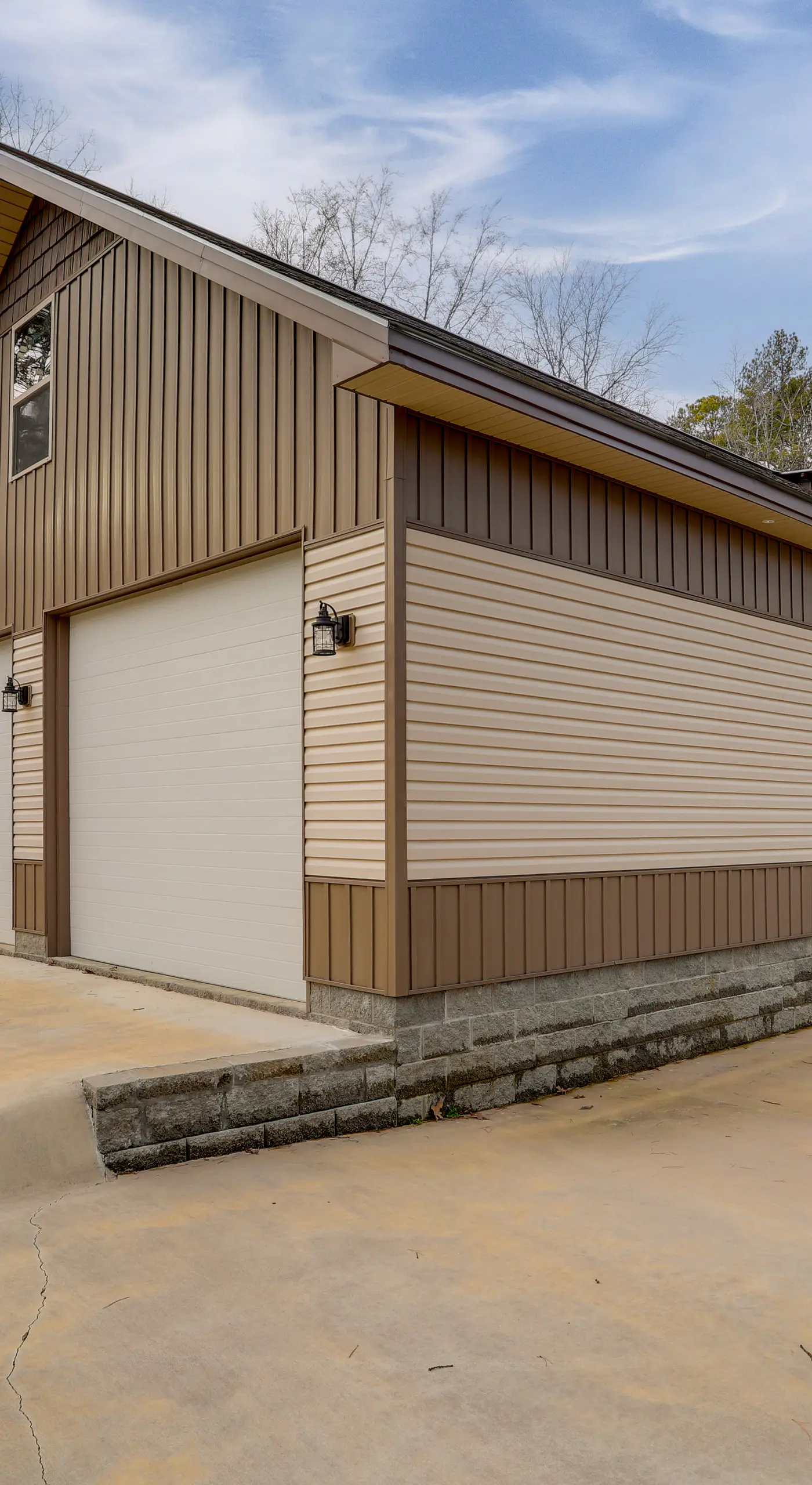 Greers Ferry Lake Access & Deck: Group Getaway!