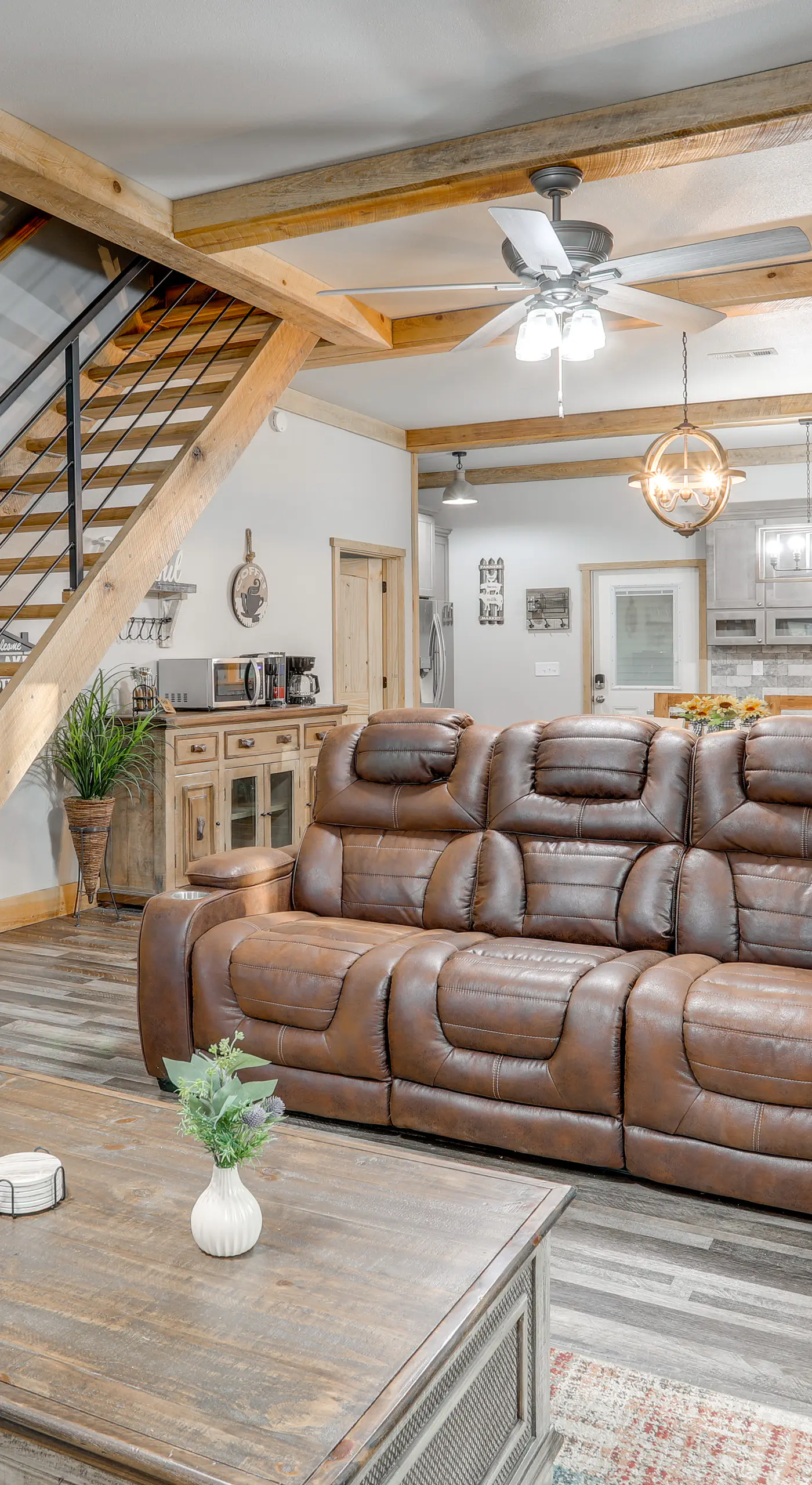 Greers Ferry Lake Access & Deck: Group Getaway!