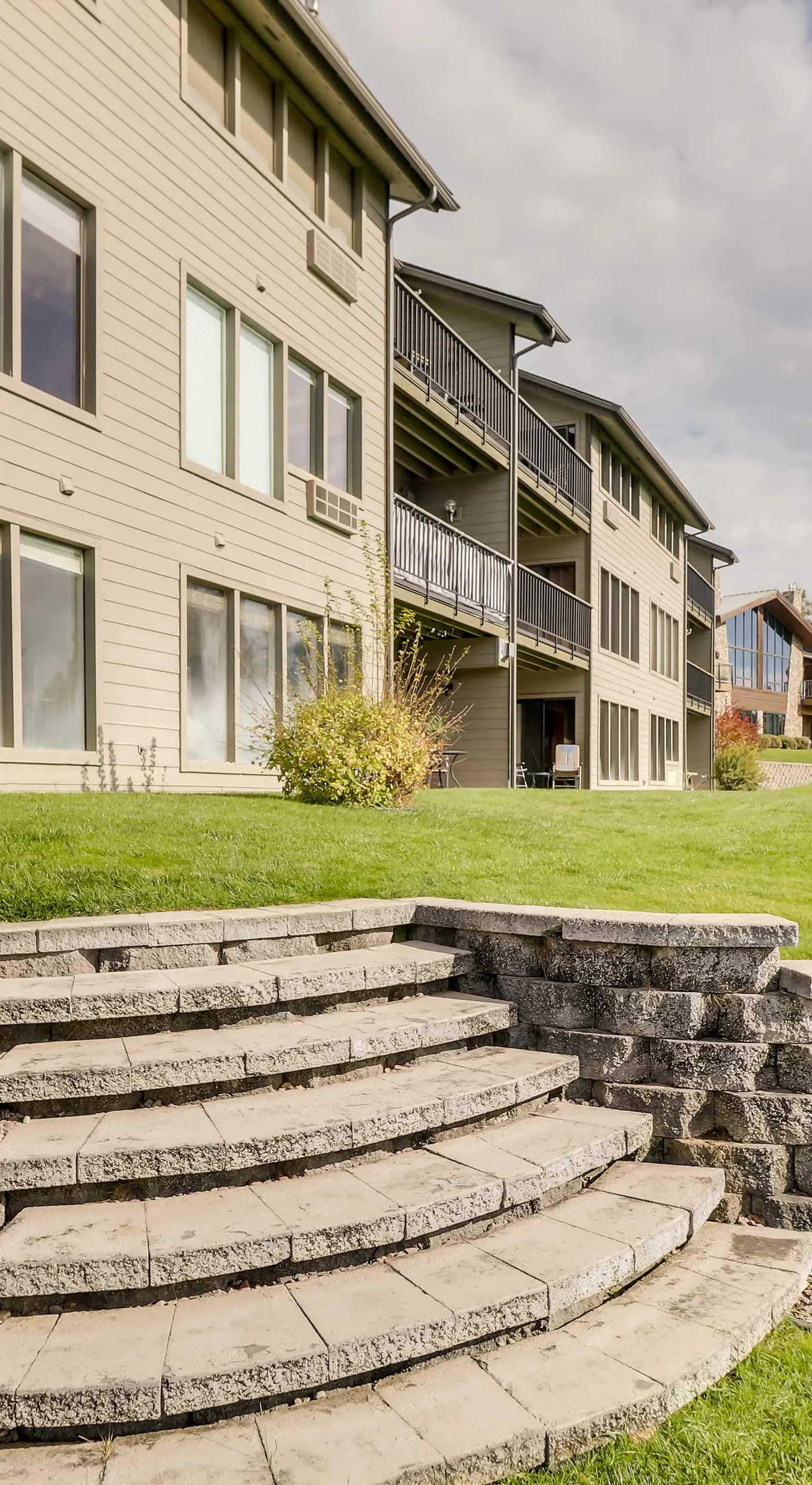 Beautiful Bigfork Condo w/ Hot Tub Access!