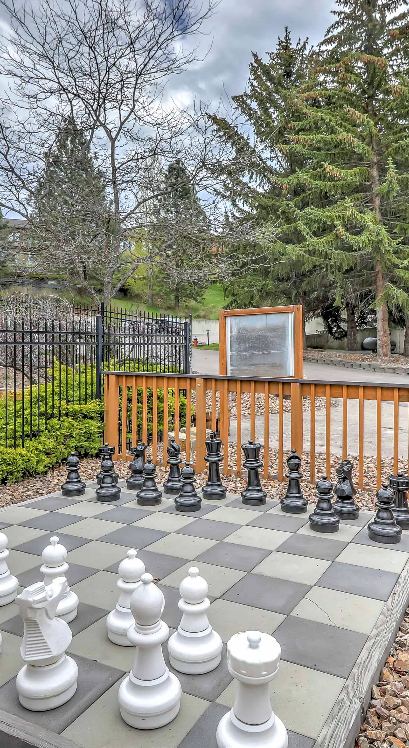 Beautiful Bigfork Condo w/ Hot Tub Access!