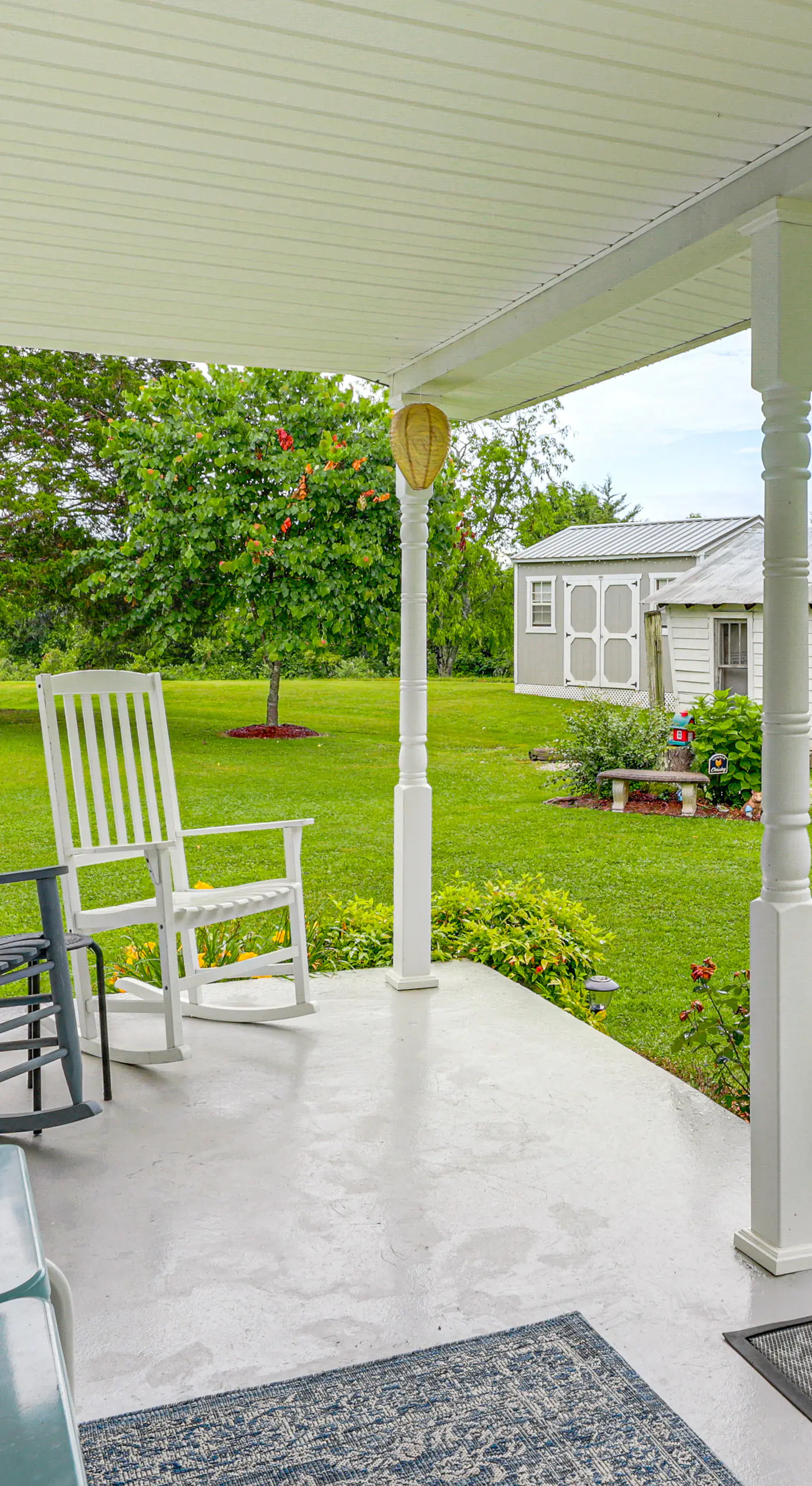 'Grandma's Farm House' on 125 Acres w/ Fire Pit!