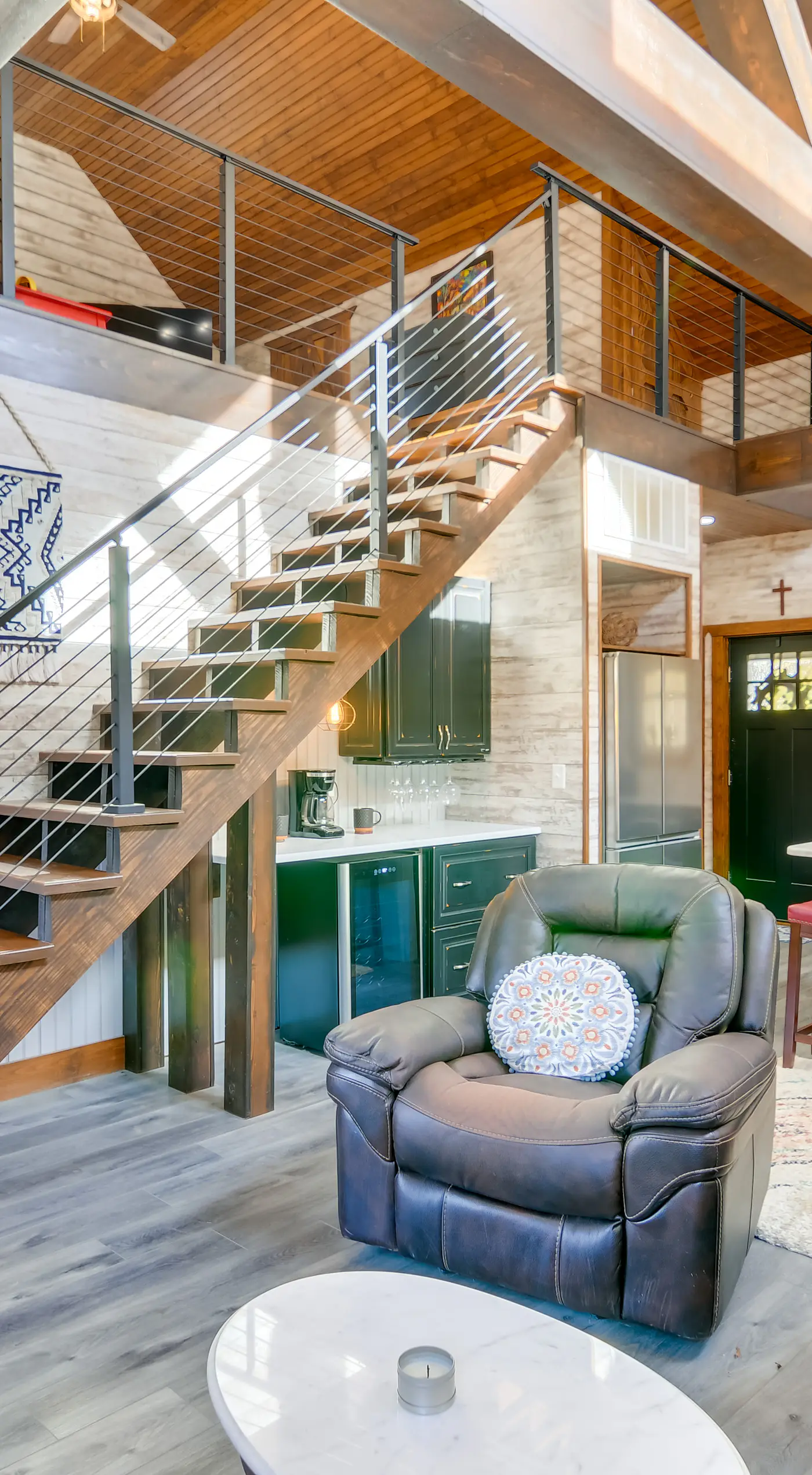 Hike & Climb: Pet-Friendly Red River Gorge Cabin!