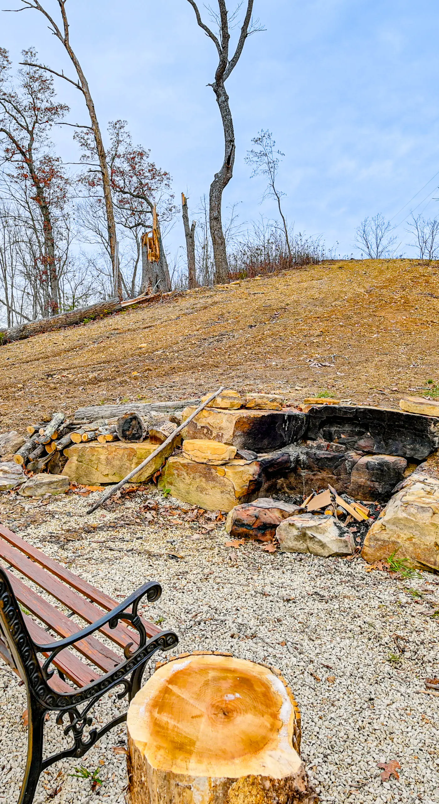 Hike & Climb: Pet-Friendly Red River Gorge Cabin!
