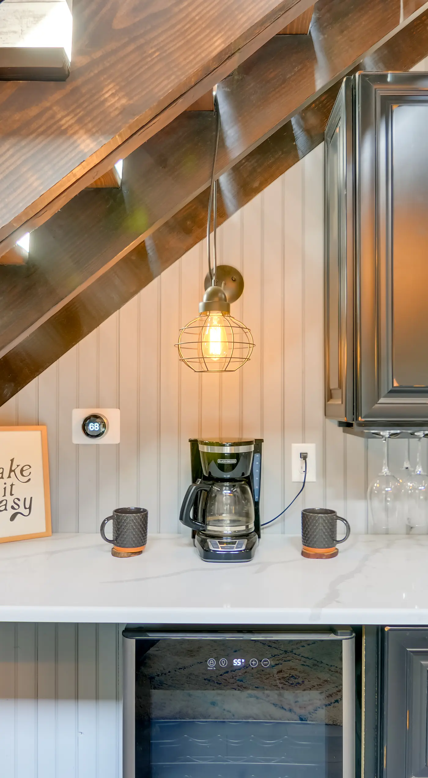 Hike & Climb: Pet-Friendly Red River Gorge Cabin!