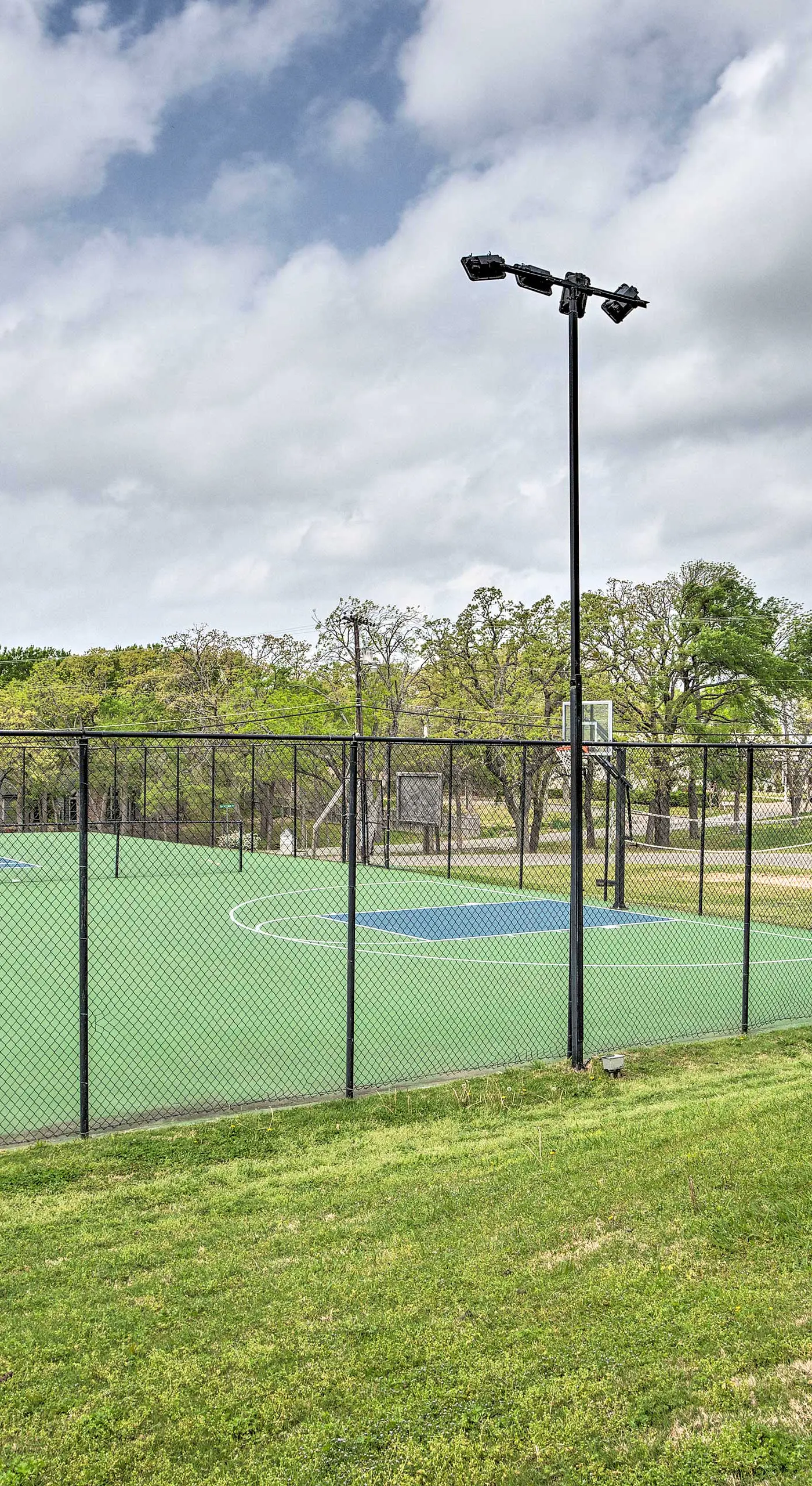 Resort Condo in Pottsboro w/ Lake Texoma Access!