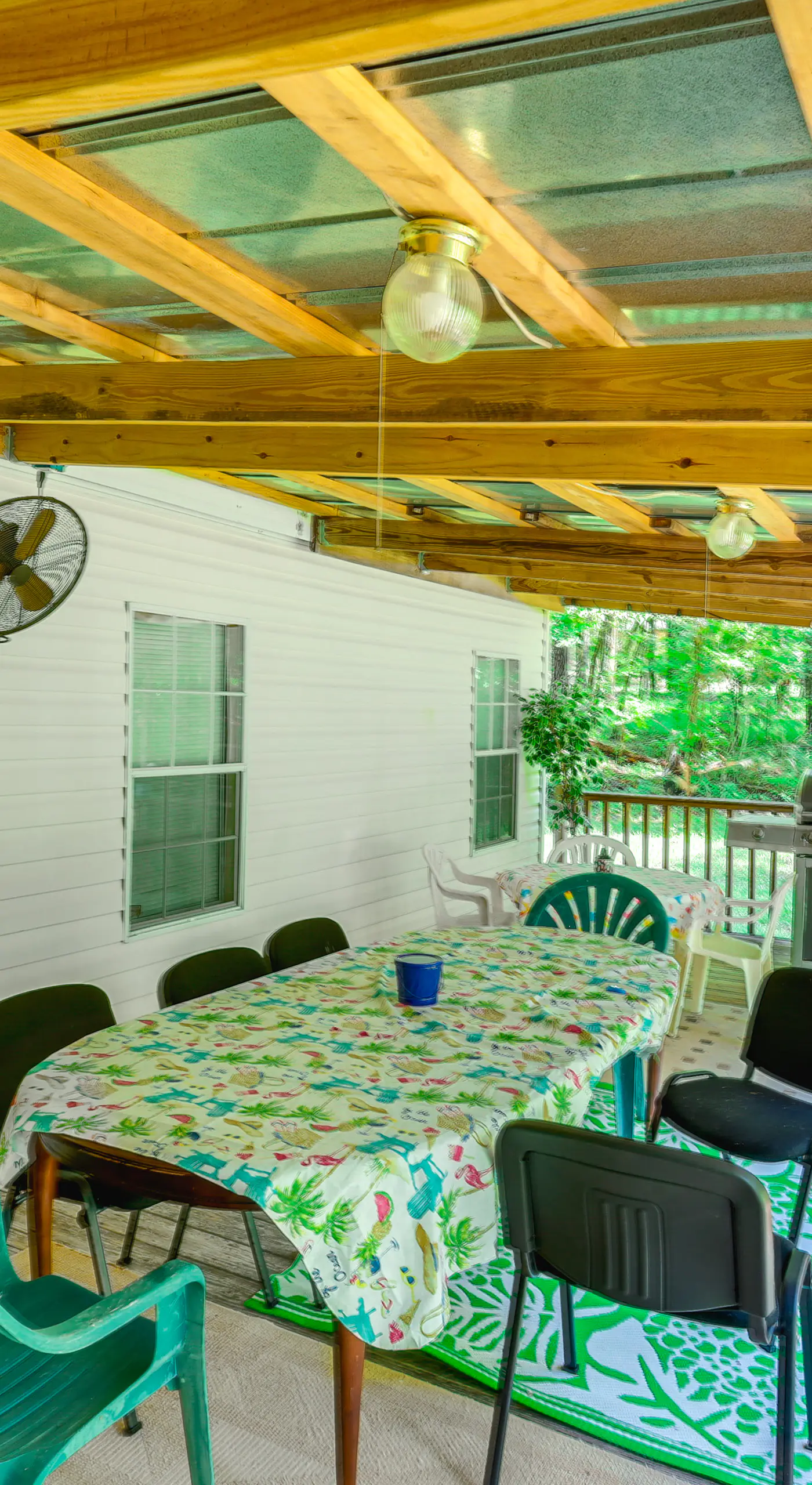 Pet-Friendly Sparta Retreat: Porches & Fire Pit!