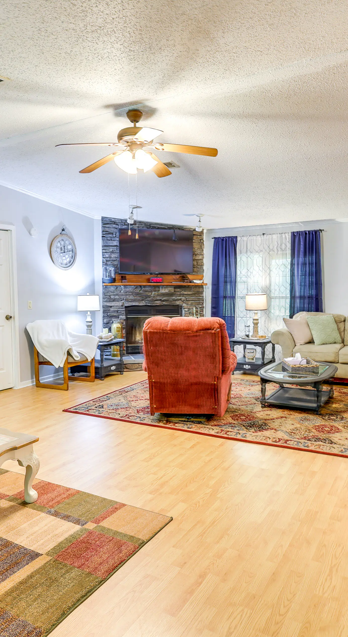 Pet-Friendly Sparta Retreat: Porches & Fire Pit!