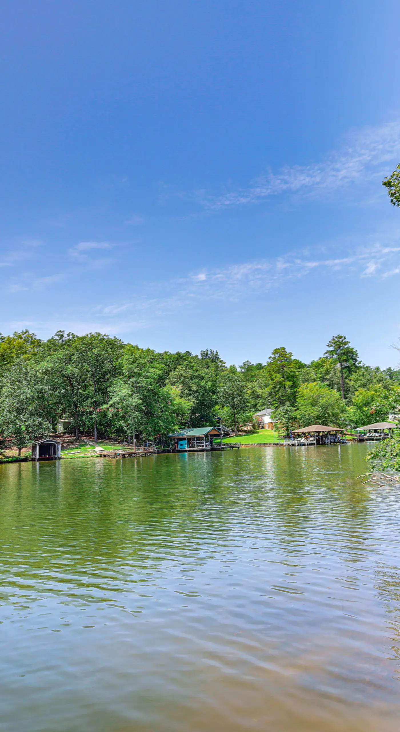 Pet-Friendly Sparta Retreat: Porches & Fire Pit!